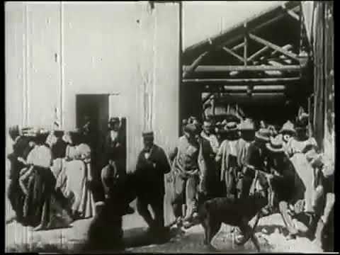 "Workers Leaving the Lumière Factory in Lyon" (Lumière Brothers, France, 1895)