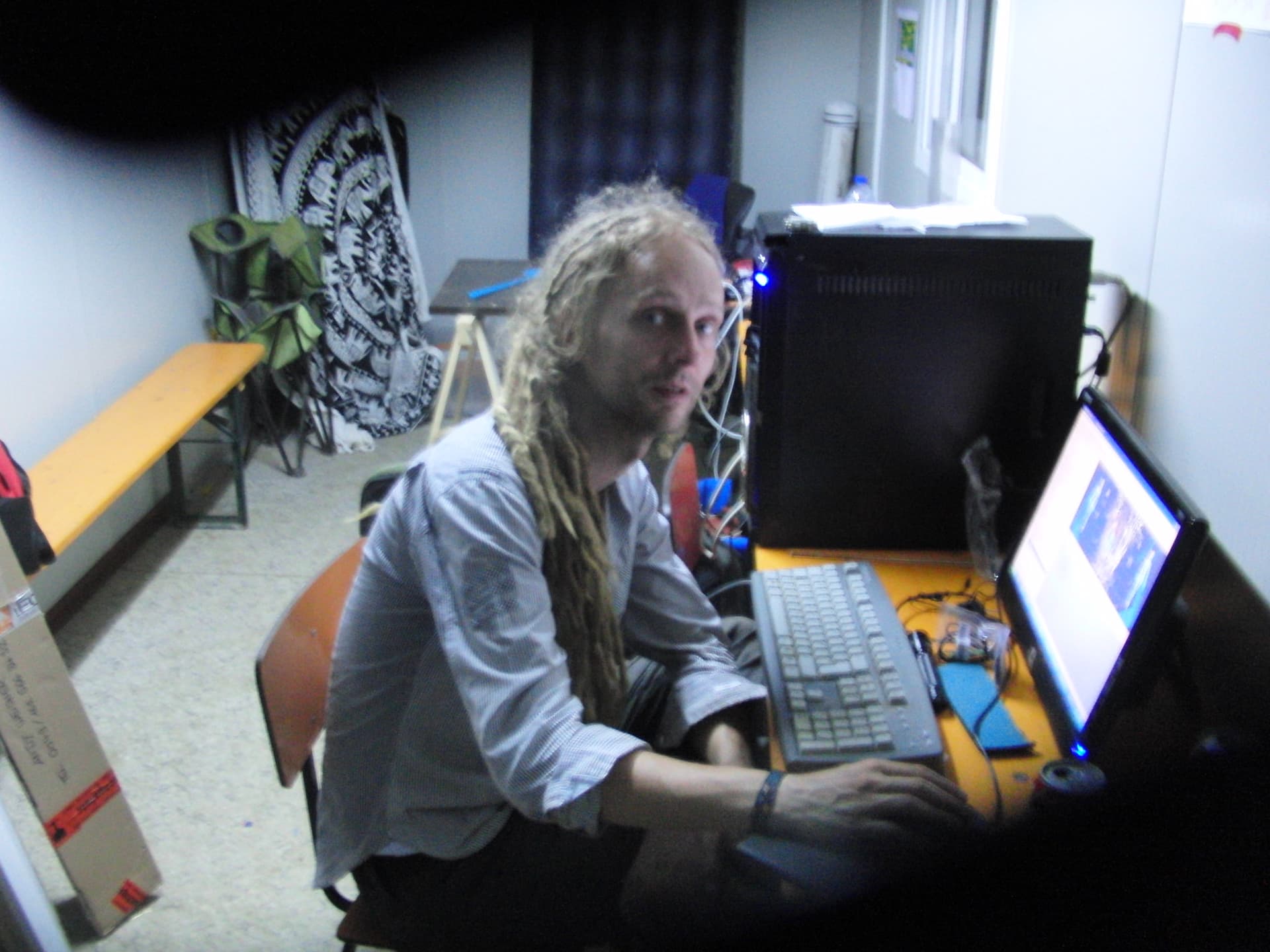 Hannes at work (Boom visuals), Boom 2010