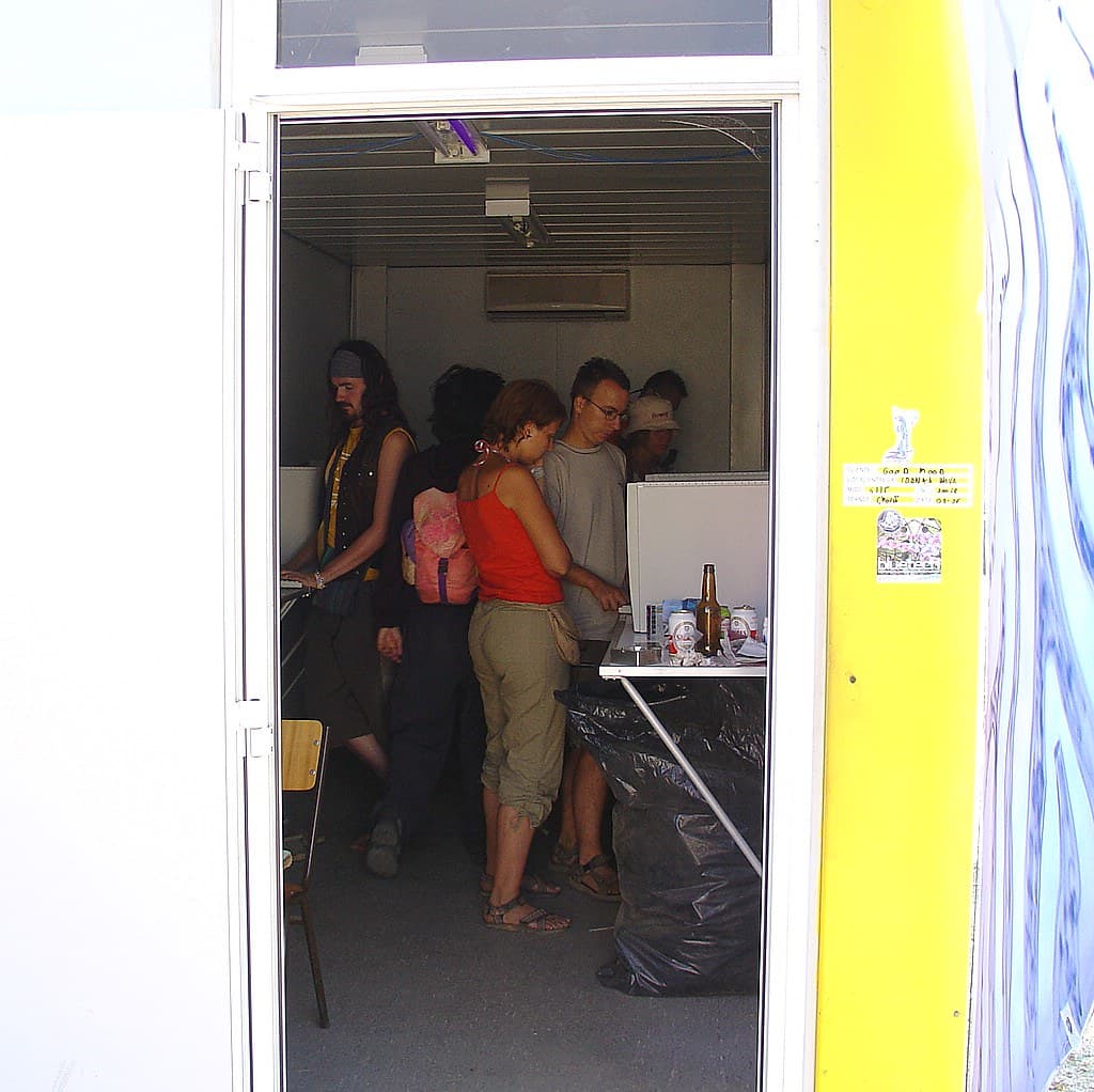 Internetcafe, Boom 2004