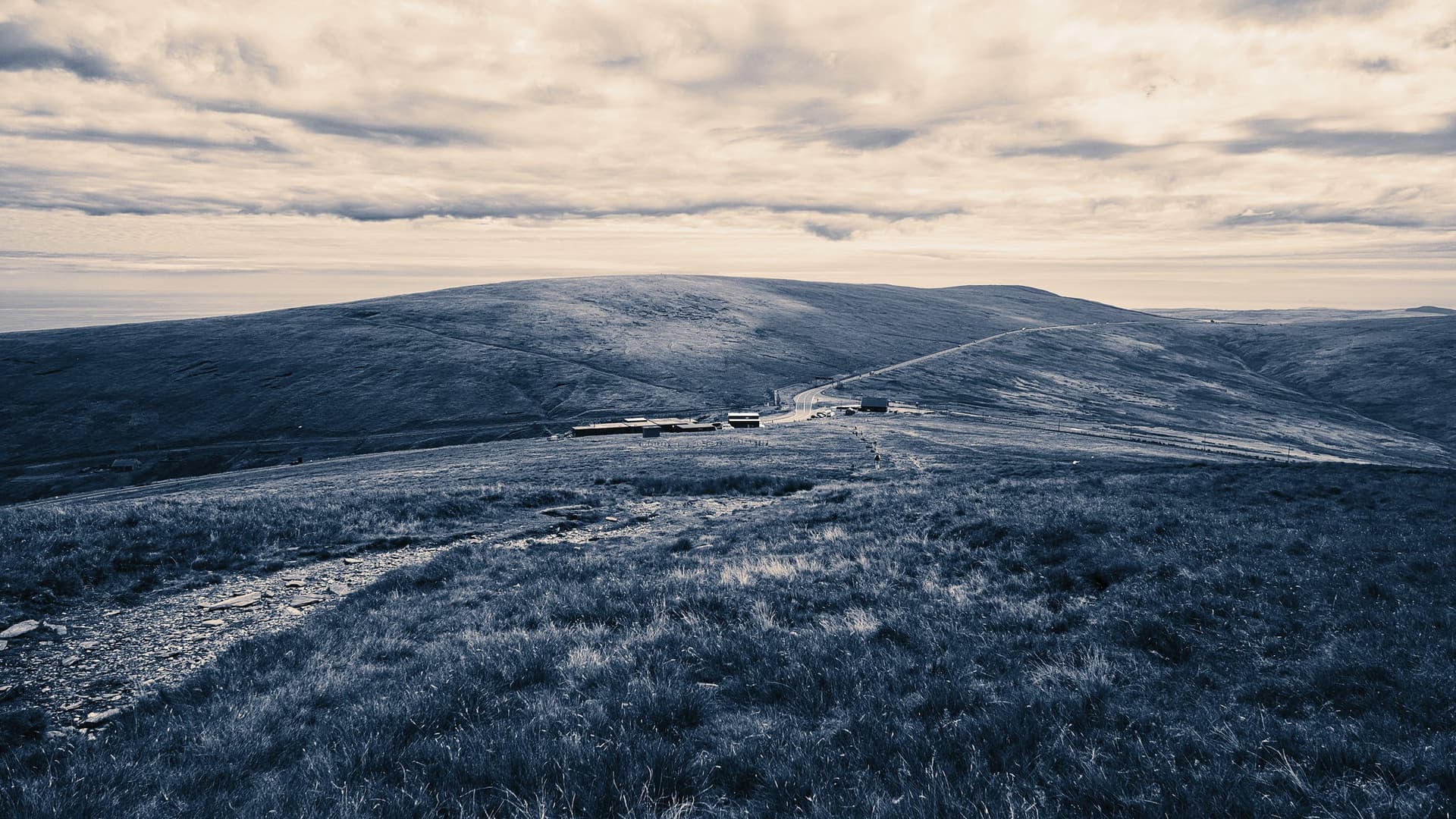 Looking down the path on Snaefell, toward the Bungalow and Mullagh Ouyr