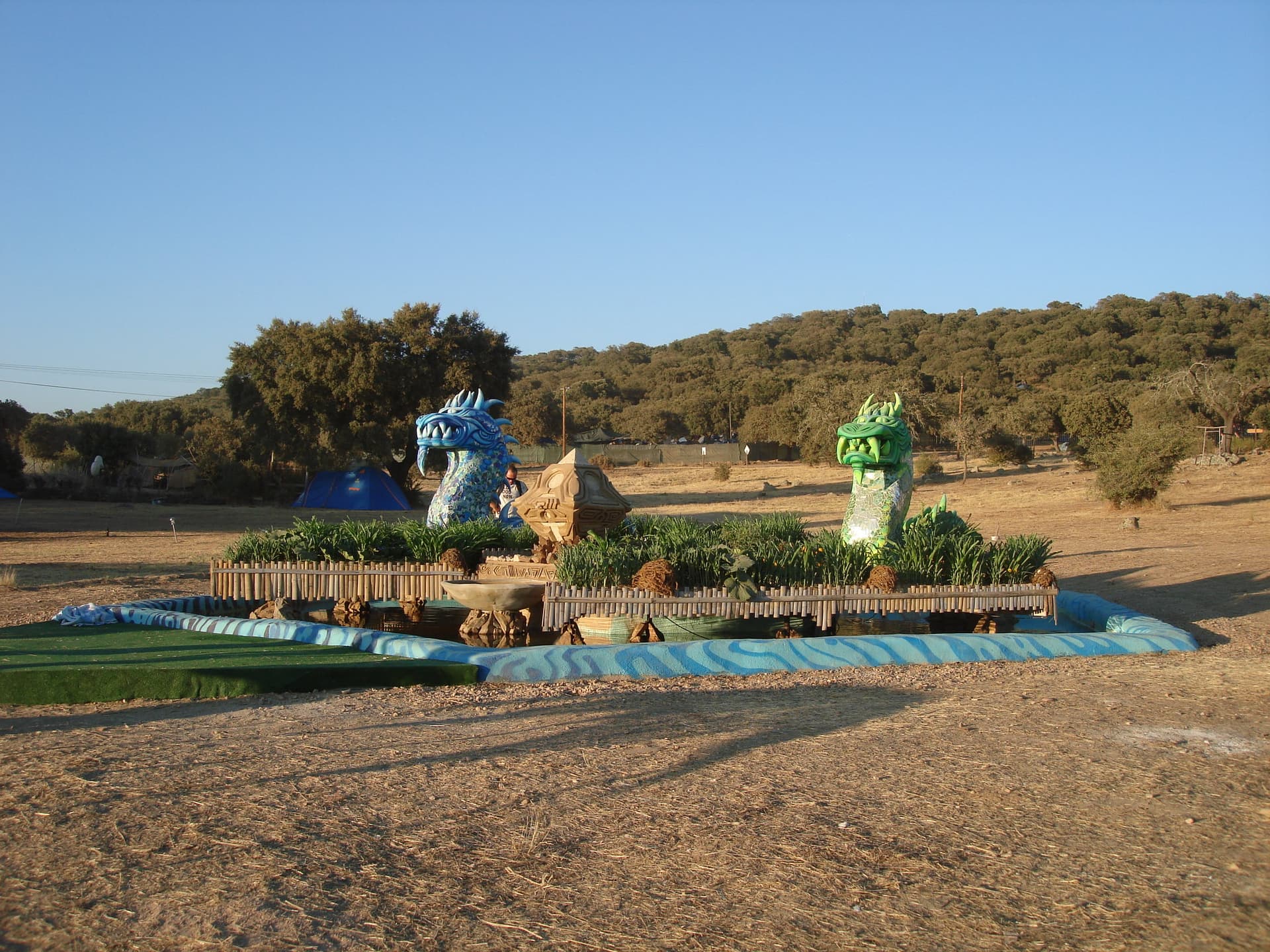 Approaching the path, Boom 2012