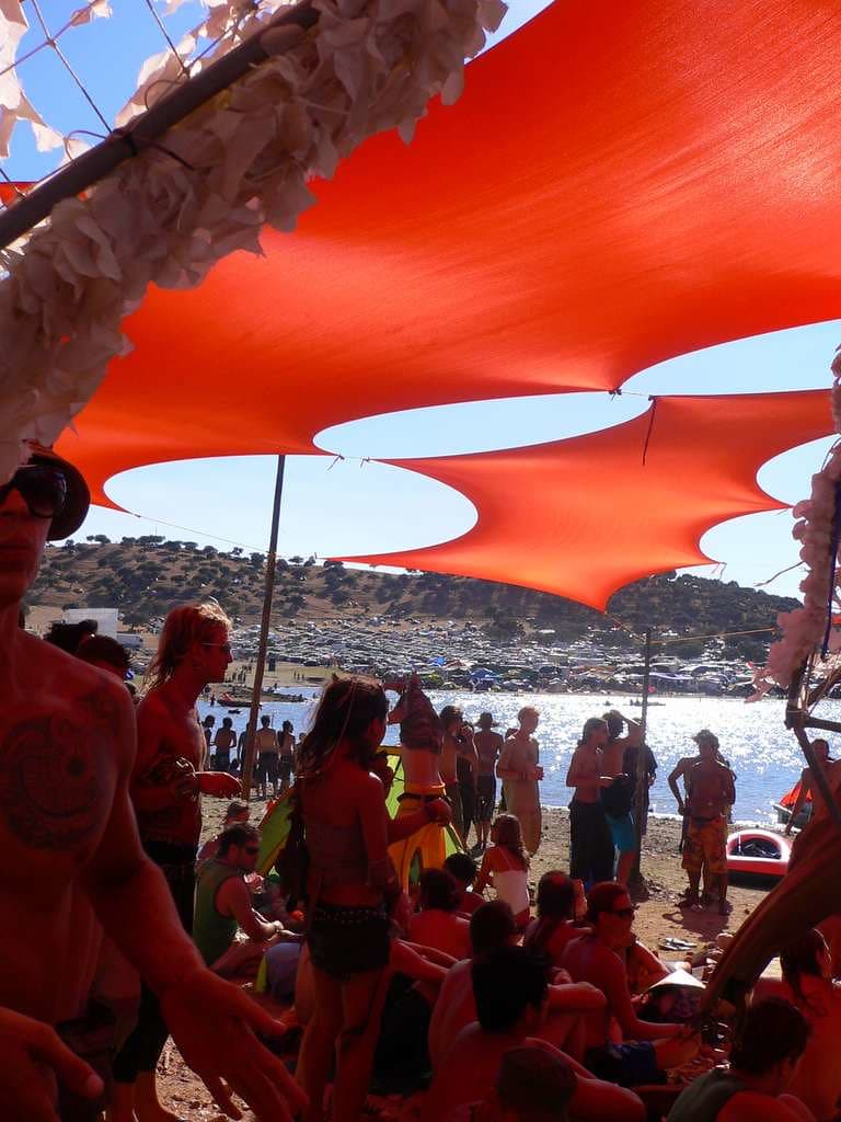 Orange Lounge, second view, Boom 2006