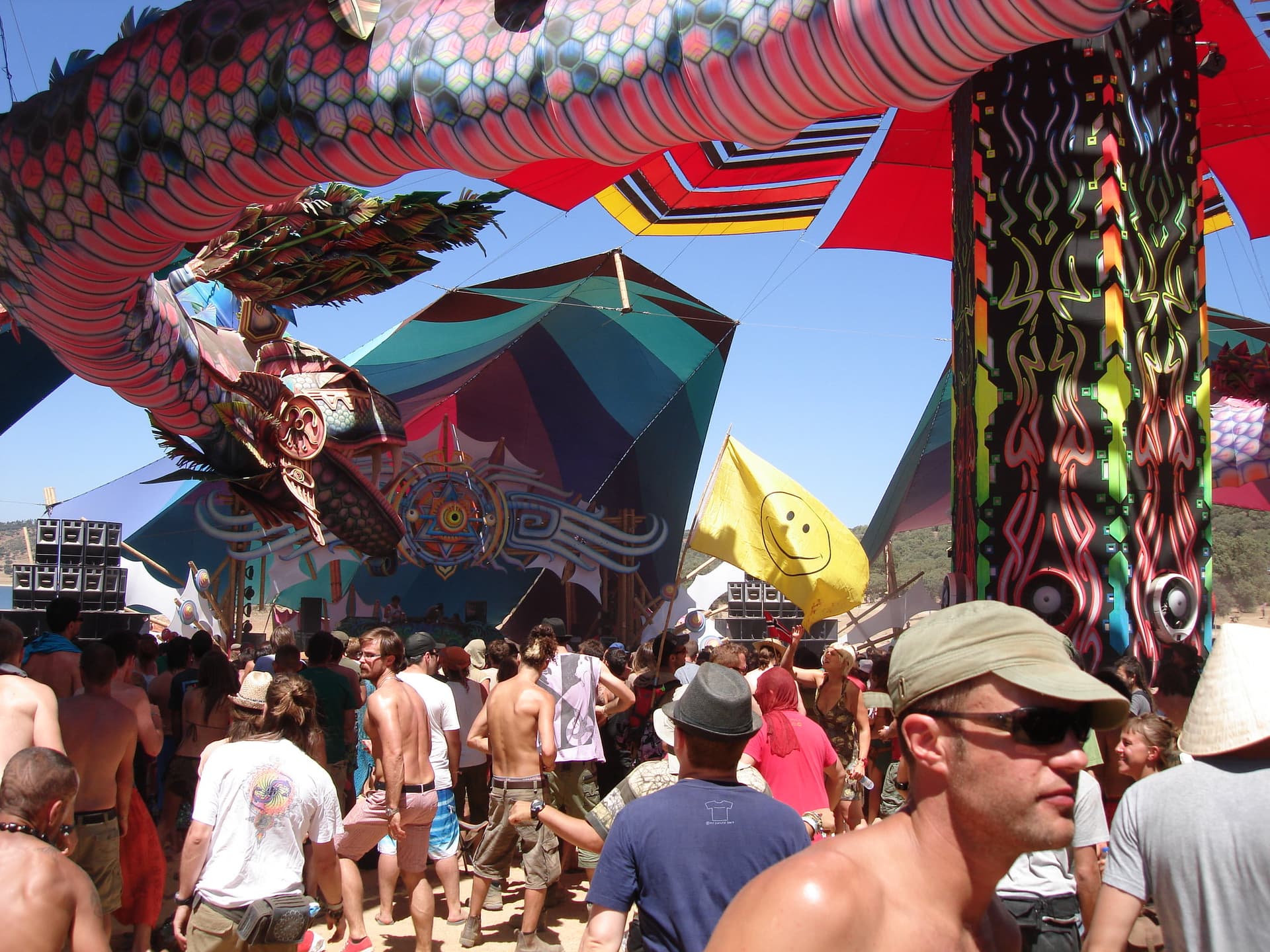 The main stage dragons, Boom 2012