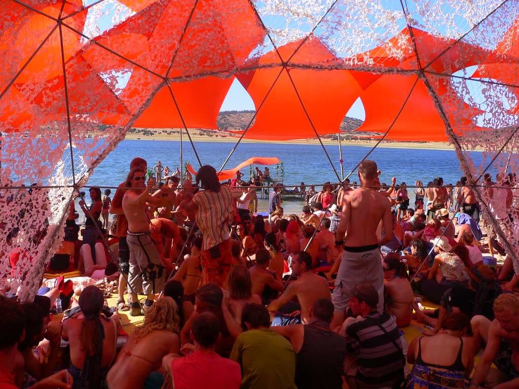 Orange Lounge, Boom 2006
