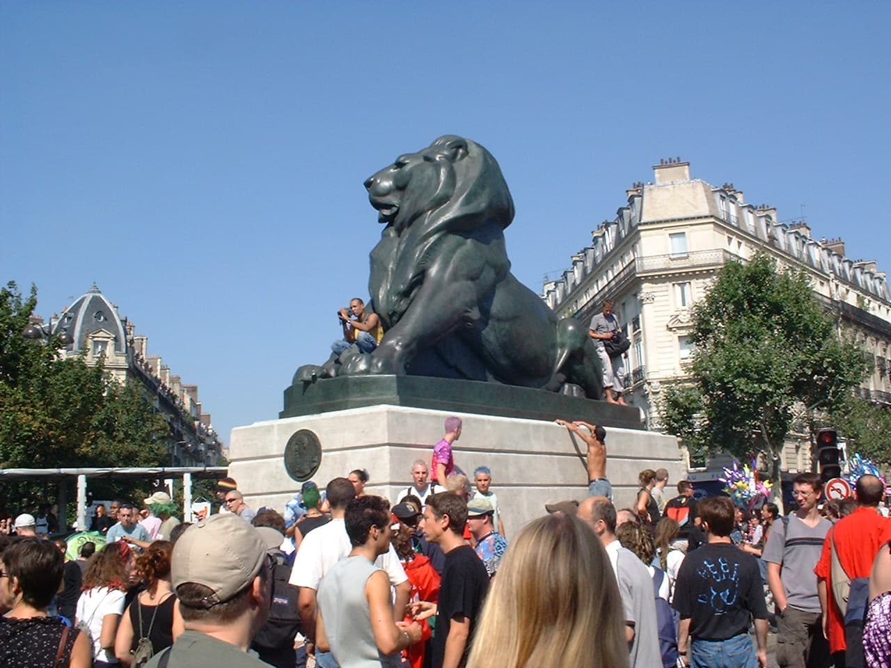 2002 September 14, Paris techno parade 4