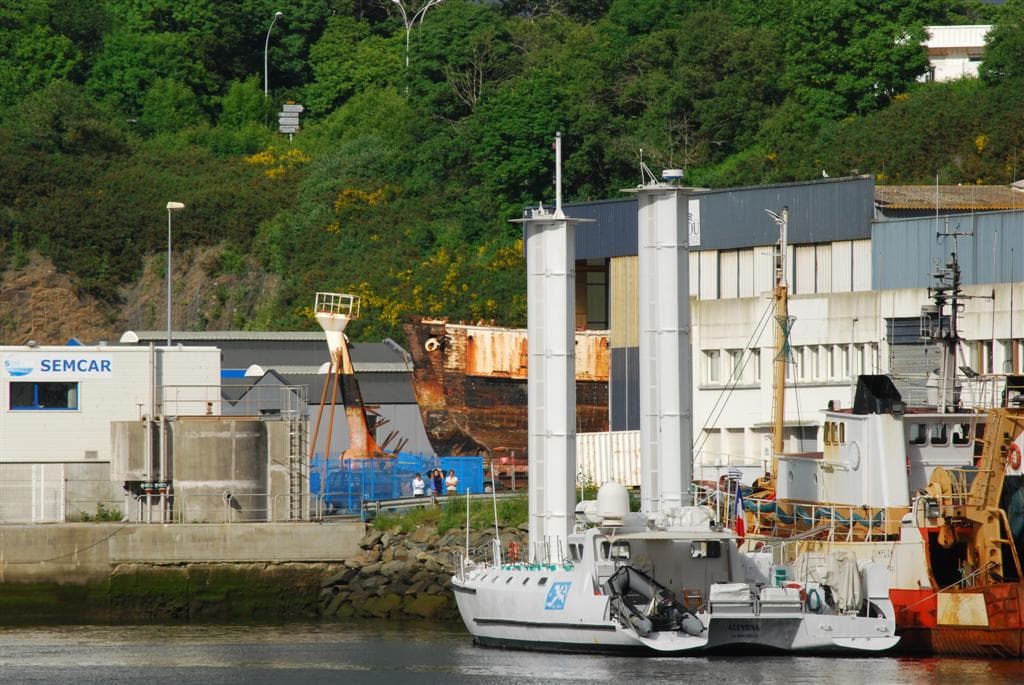 The Alcyone beside the Calypso at Concarneau, 2008