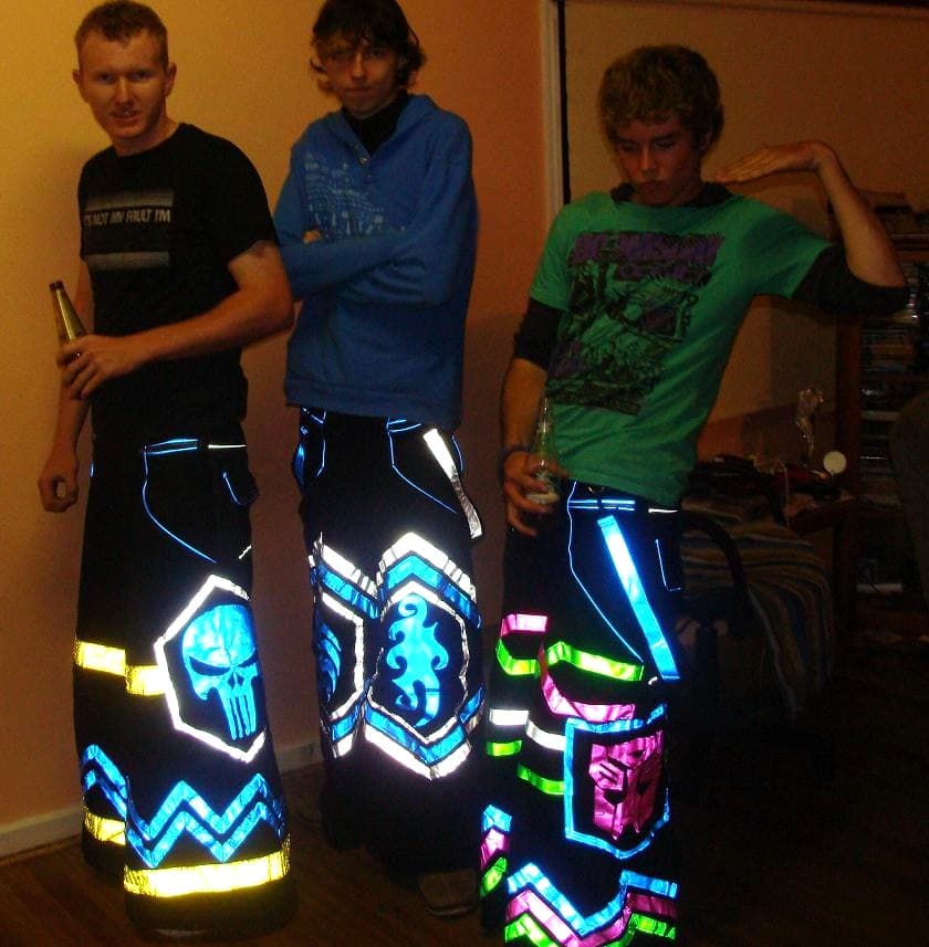 UV reflective phat pants