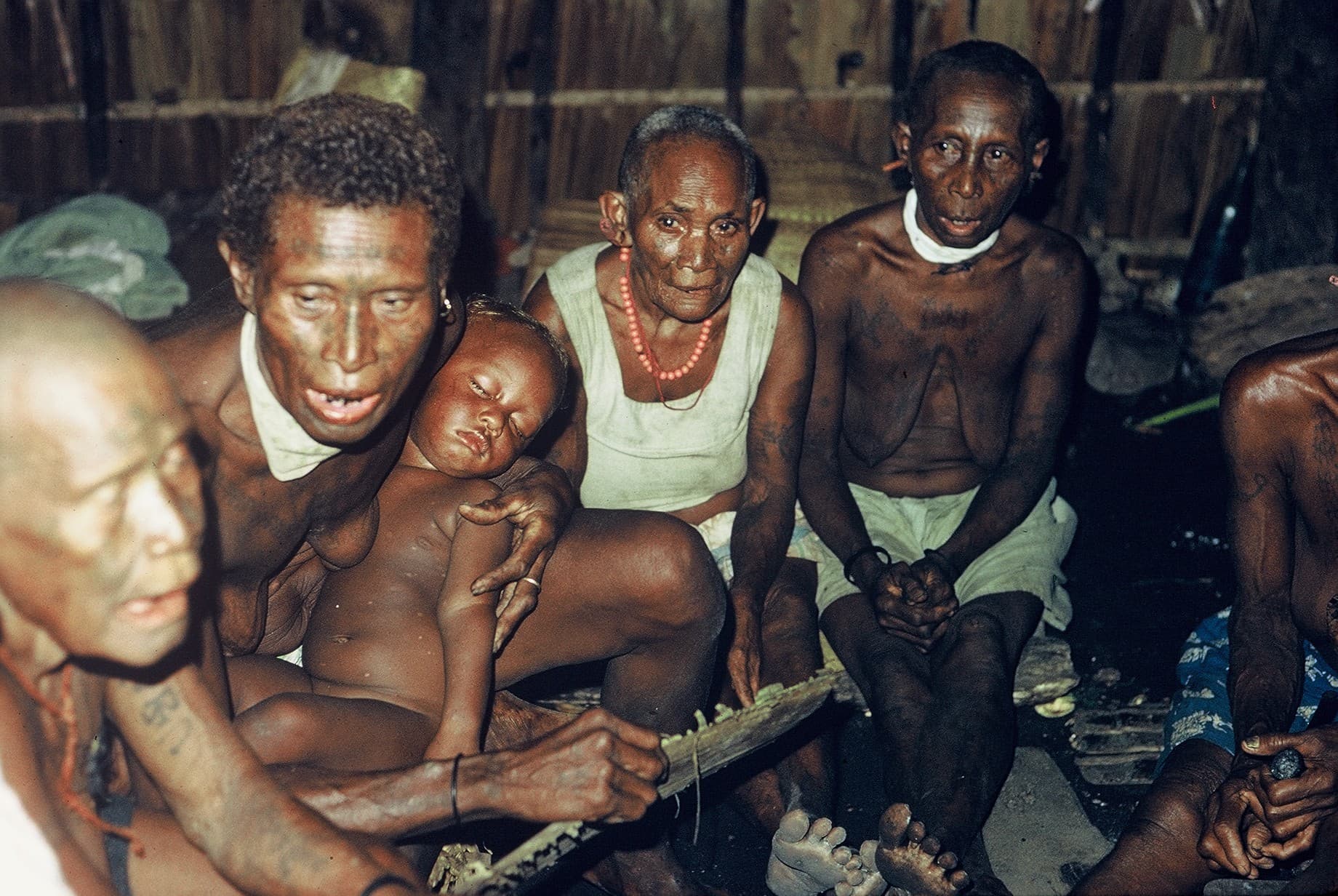 Mourning women singing funeral laments