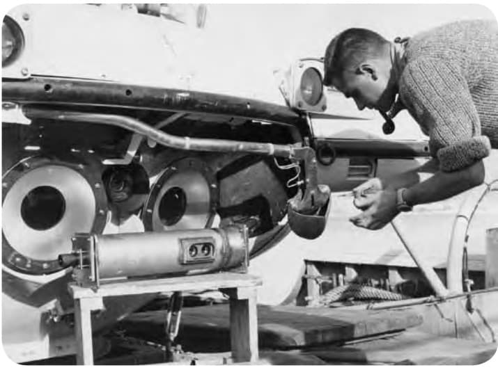 Jacques Picard and the diving saucer SP-350, 1964