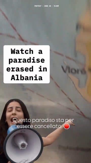 I fenicotteri che vedi nel video vivono nella Laguna di Vjosa-Narta, in Albania.