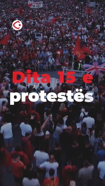 Dita e 15-të e protestës mbushi sërish sheshin me mijëra qytetarë, të cilët kërkuan dorëheqje