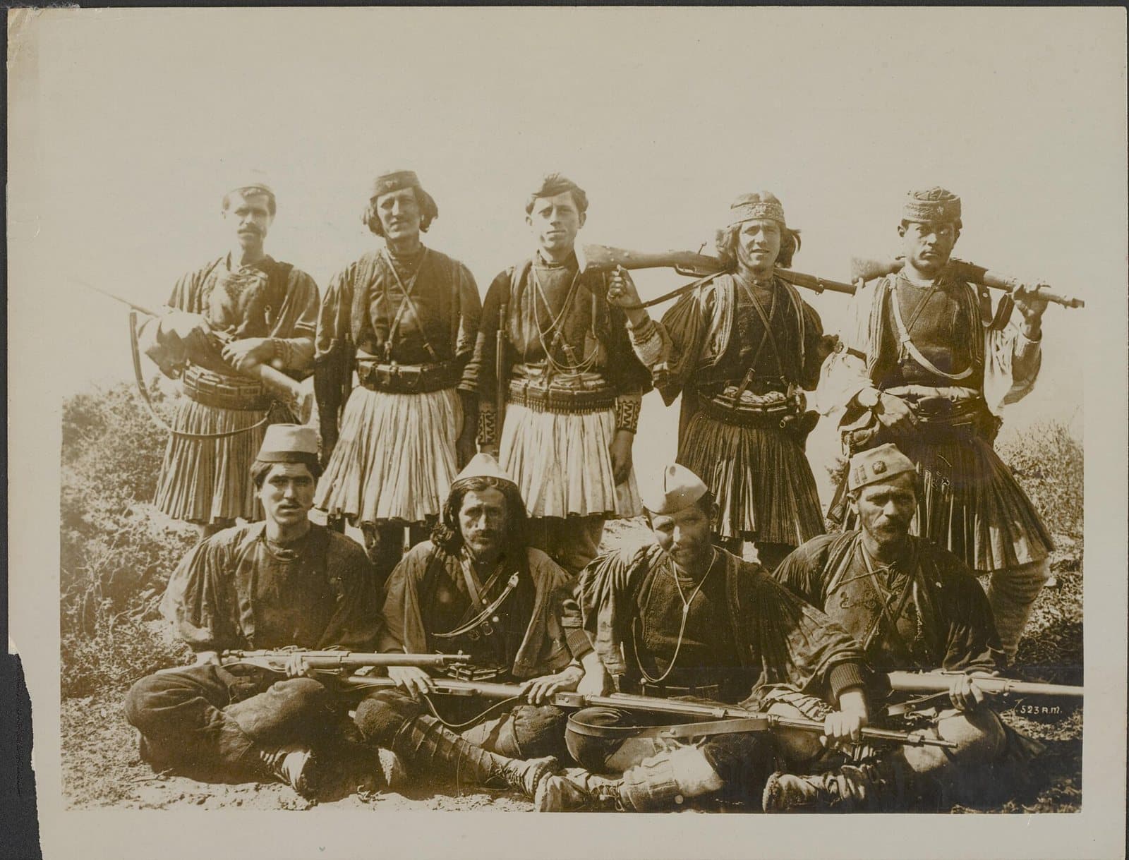 Albanian irregulars under Italian command