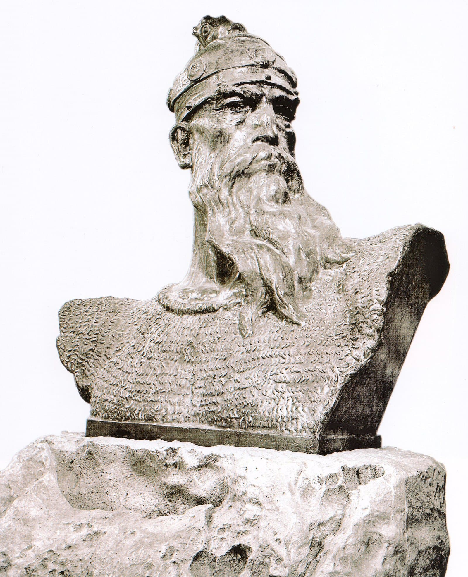Skanderbeg bust at Piana degli Albanesi