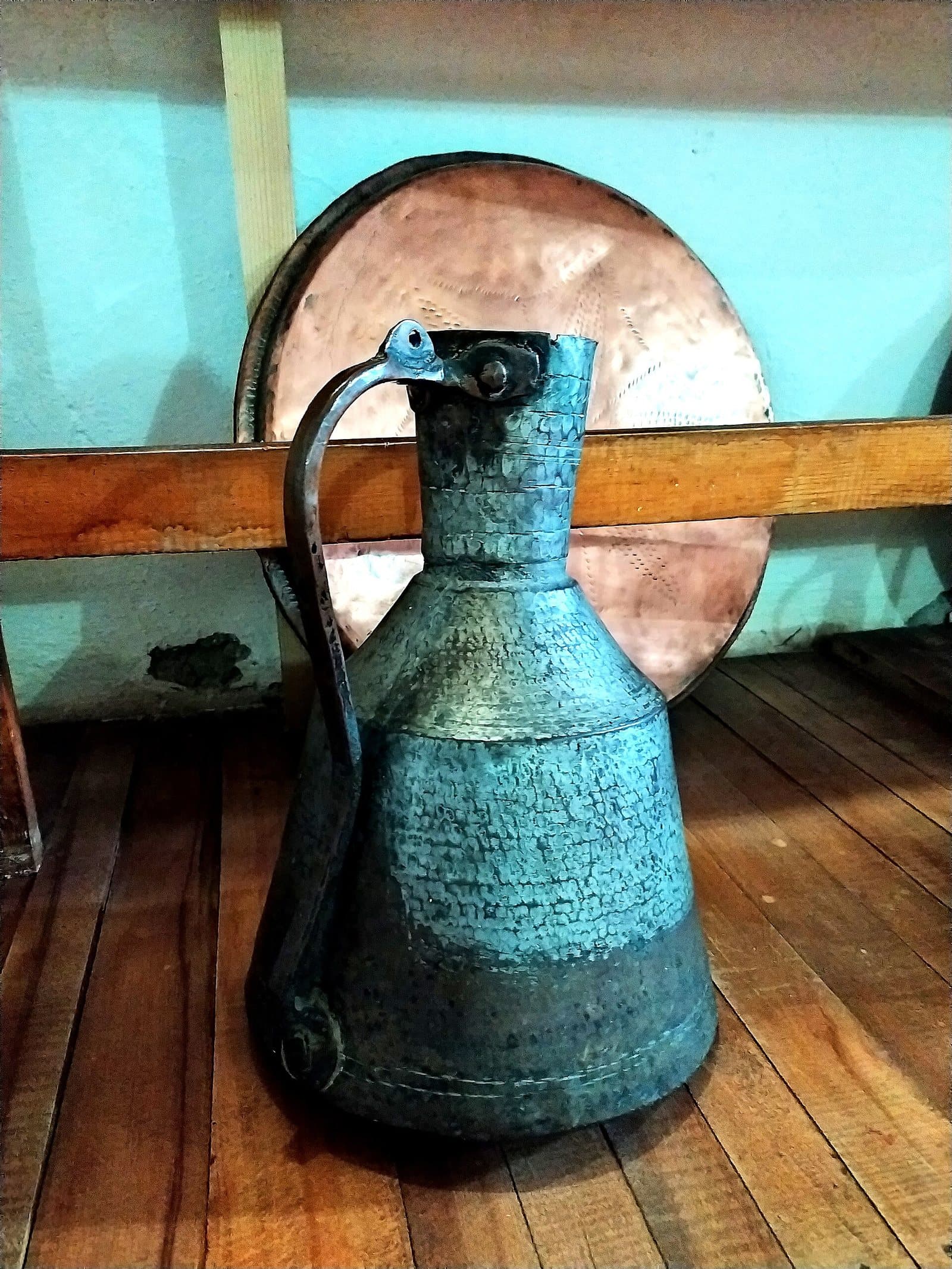 Copper ewer and tray in the ethnographic museum