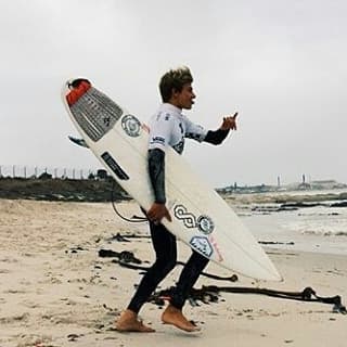 O ARRAN STRONG arrancou um excelente 5 lugar no evento da WSL Vans Pro Surf Classic, em…