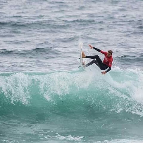 Sequência do ARRAN STRONG 💣 durante a 2 Etapa do Circuito BILLABONG ERICEIRA 2018, by…