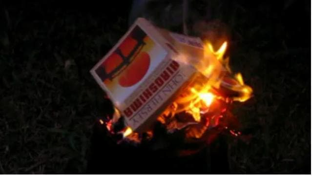 Book blockade2