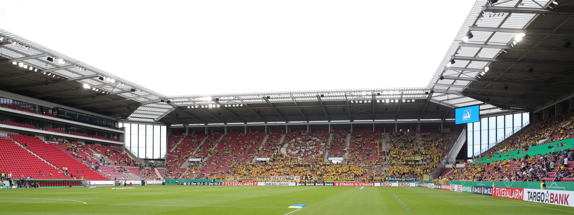 2023-08-12 TSV Schott Mainz gegen Borussia Dortmund (DFB-Pokal 2023-24) by Sandro Halank–002
