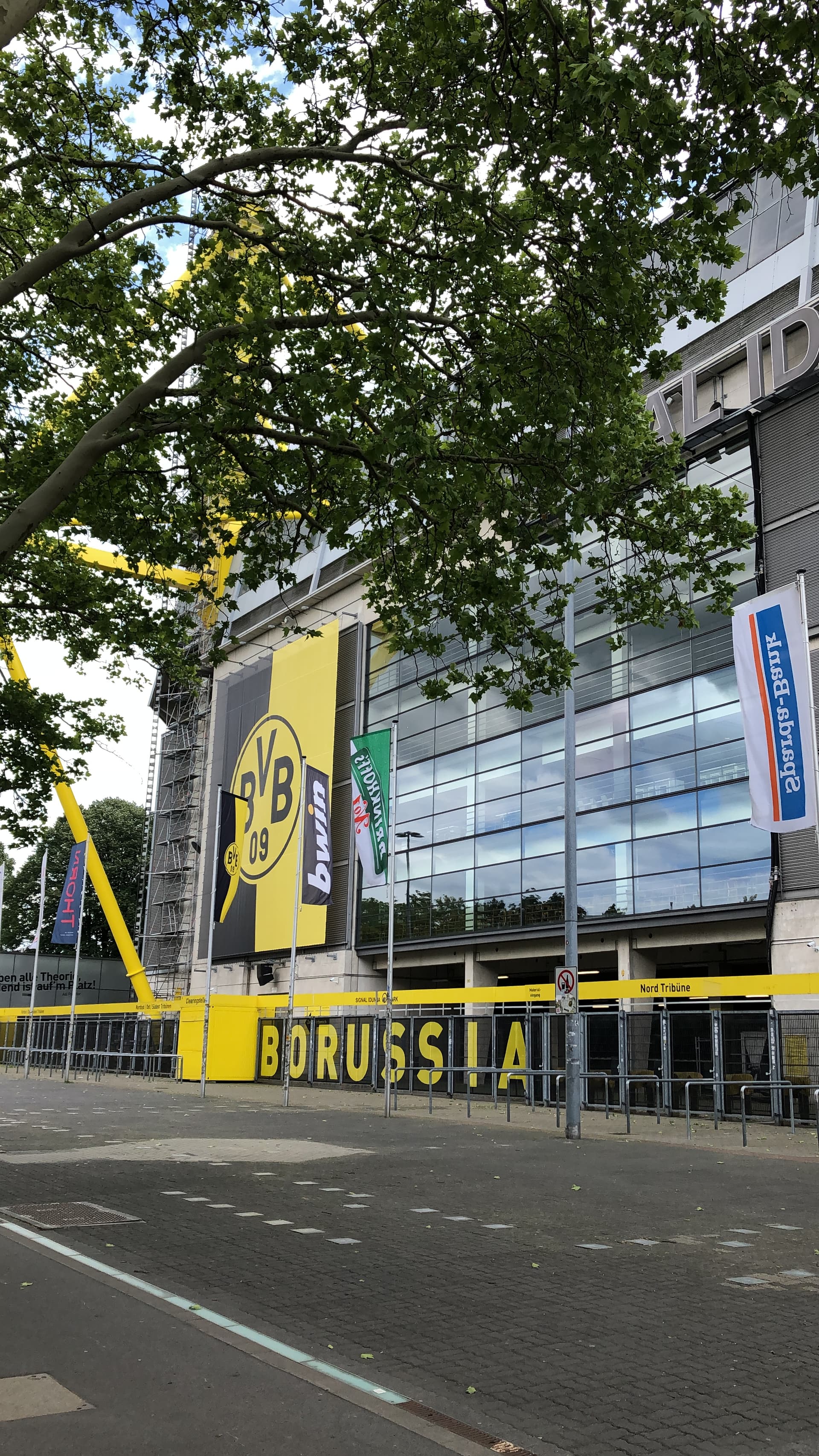 Borussia Dortmund, Stadion