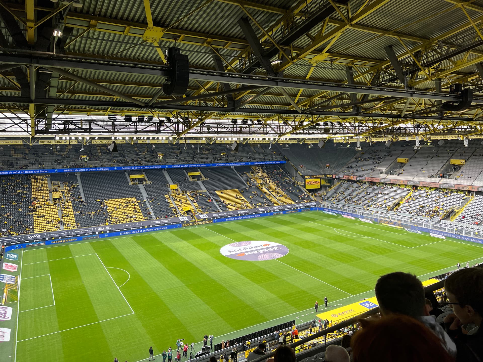 Fußball-Bundesliga 2021-2022 - Borussia Dortmund vs VfB Stuttgart 001