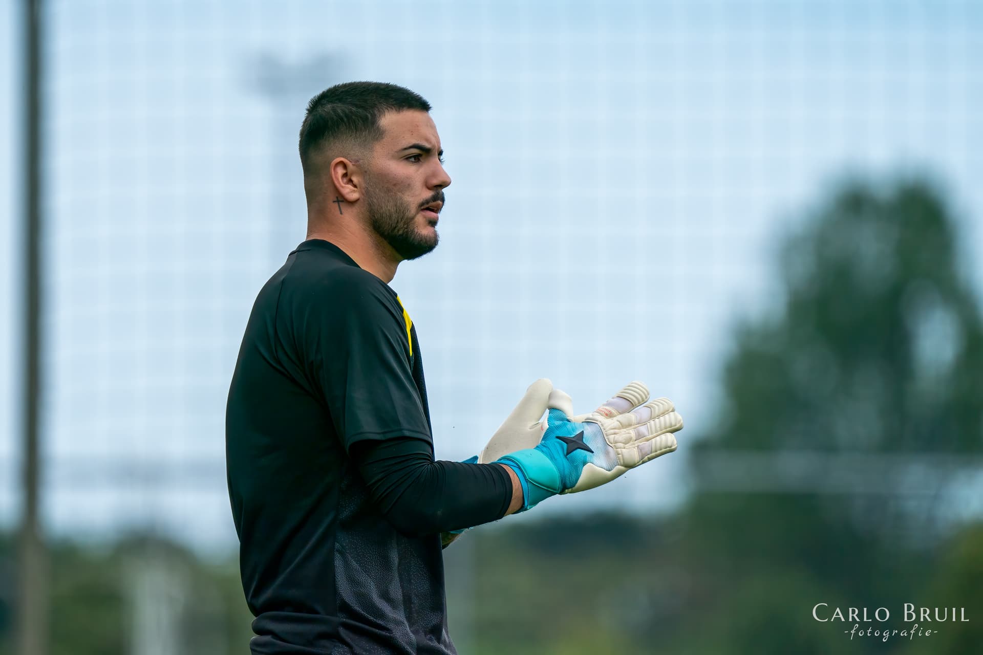 Tiago Estevão9