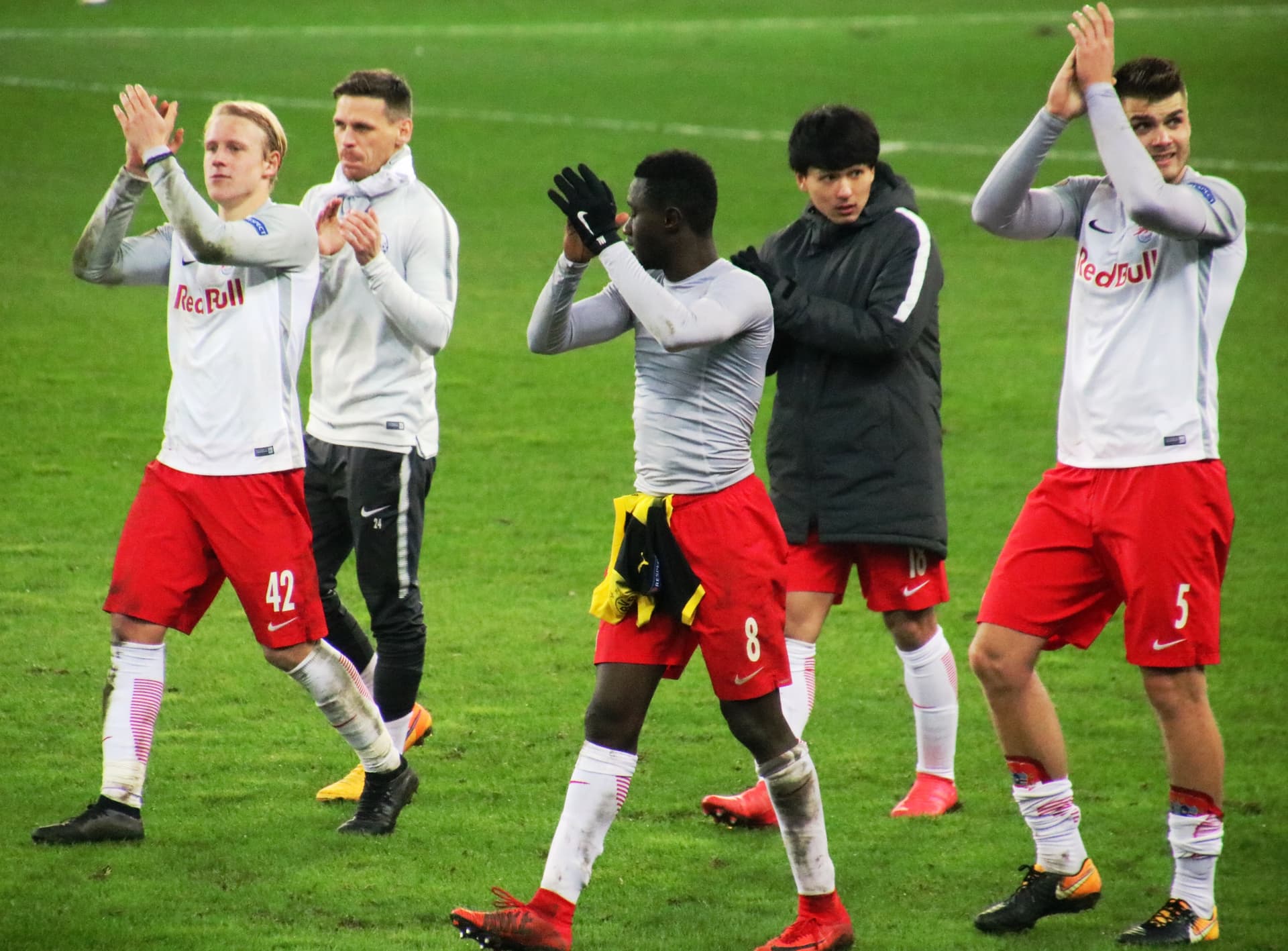 Salzburg FC gegen Borussia Dortmund (EL Achtelfinale Rückspiel 15. März 2018) 01