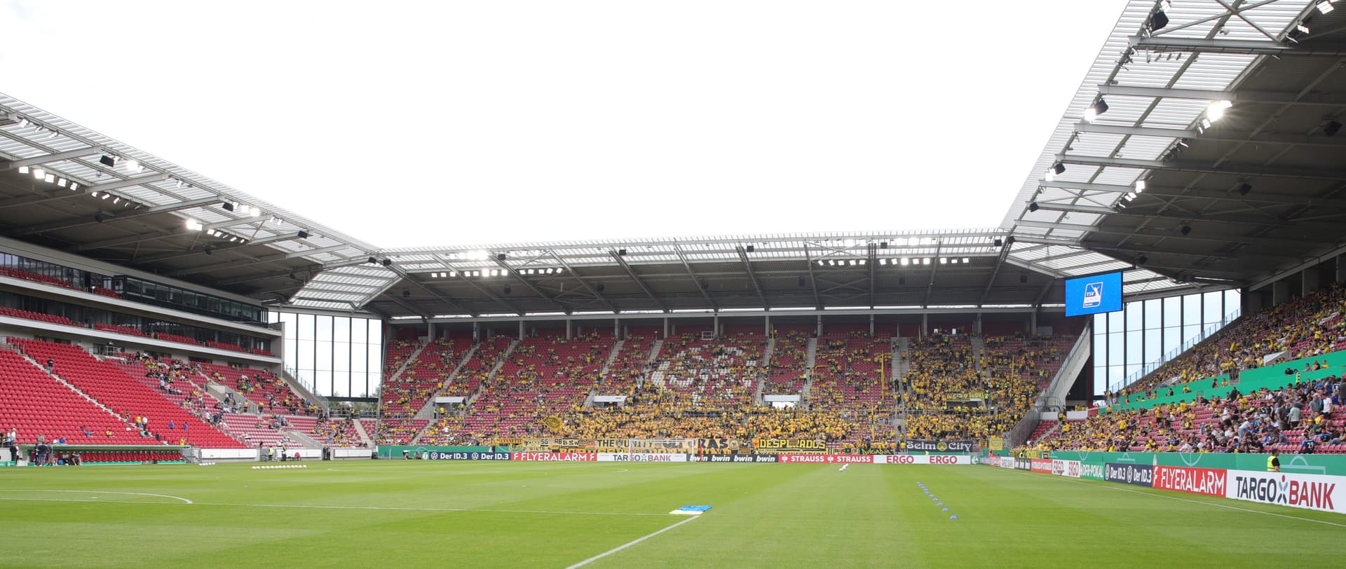 2023-08-12 TSV Schott Mainz gegen Borussia Dortmund (DFB-Pokal 2023-24) by Sandro Halank–001