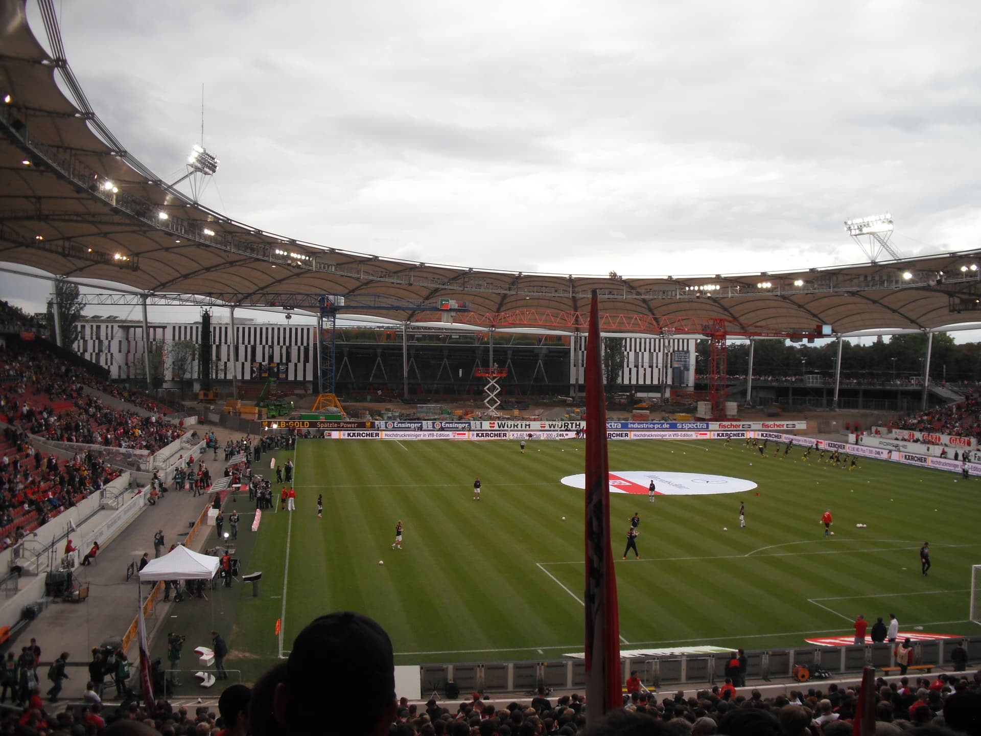 Mercedes Benz Arena 2010 08-29