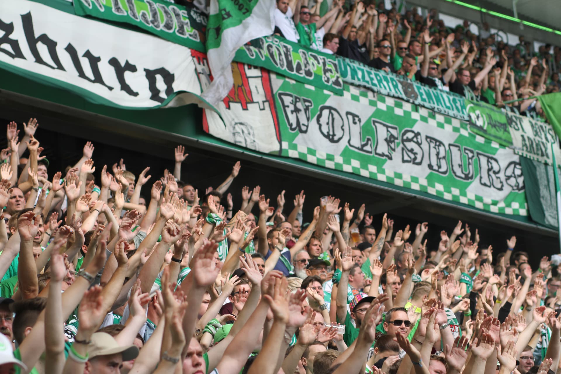 Volkswagen Arena Besucher 1