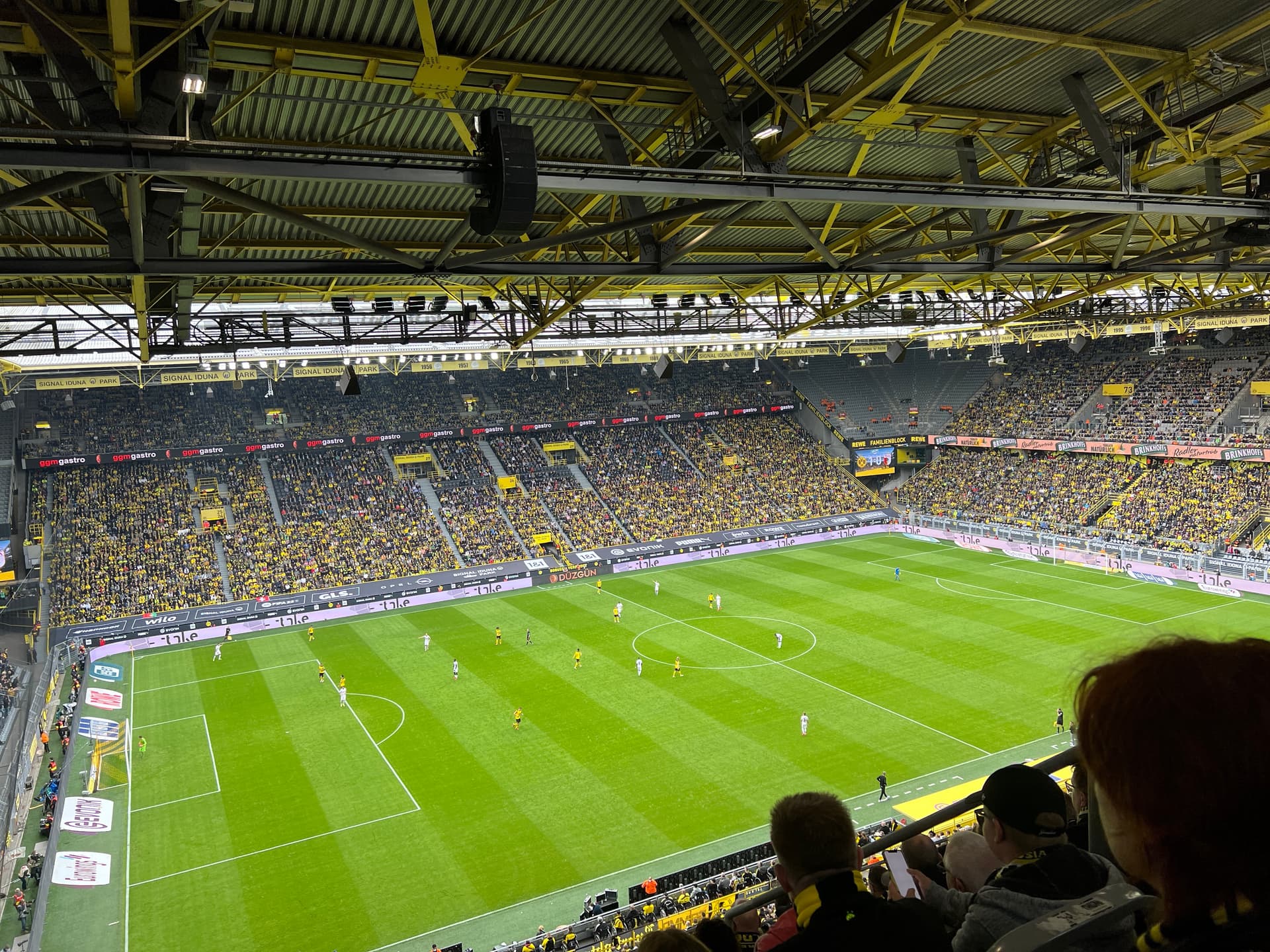 Fußball-Bundesliga 2021-2022 - Borussia Dortmund vs VfB Stuttgart 003