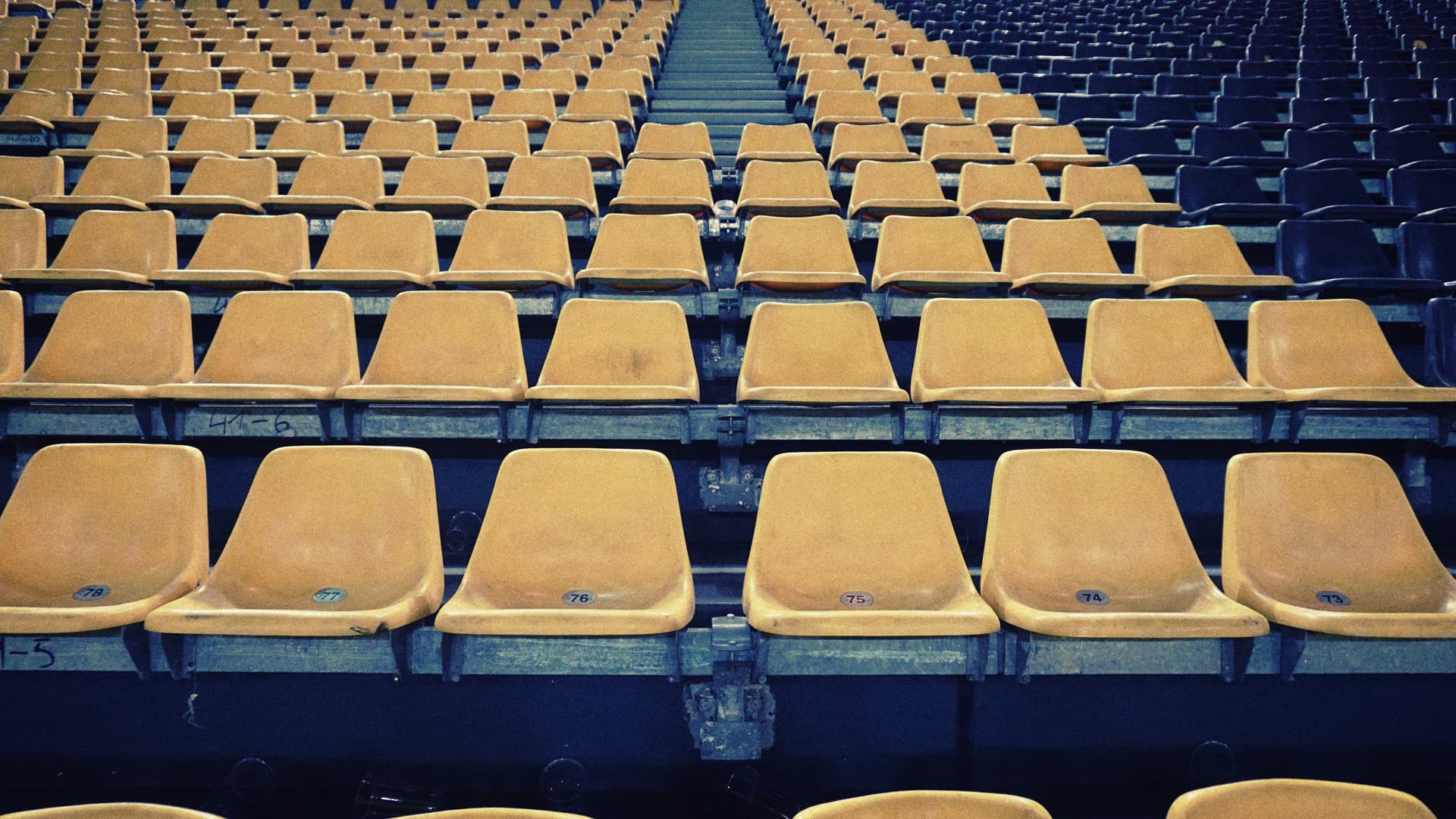 Signal Iduna Park, Dortmund, Germany (Unsplash 1hGAXyyav64)