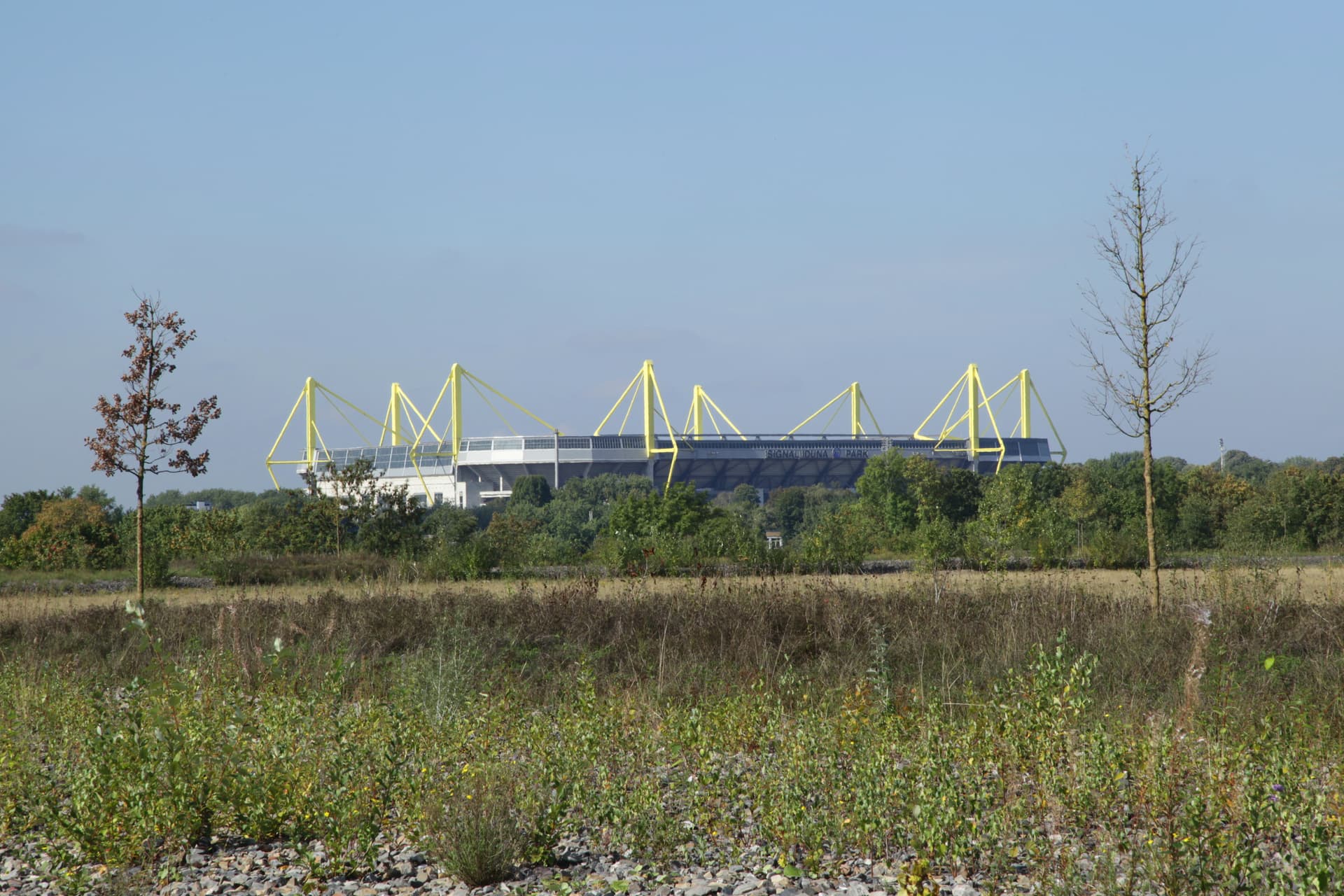 Dortmund - PW-Phoenixpark + Signal Iduna 03 ies