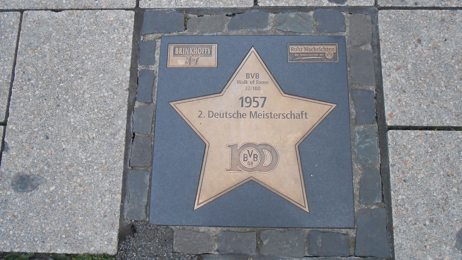 BVB Walk of Fame 32-100
