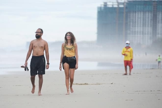 After the tropical storm yesterday; everyone is ready to surf! (3 of 3)