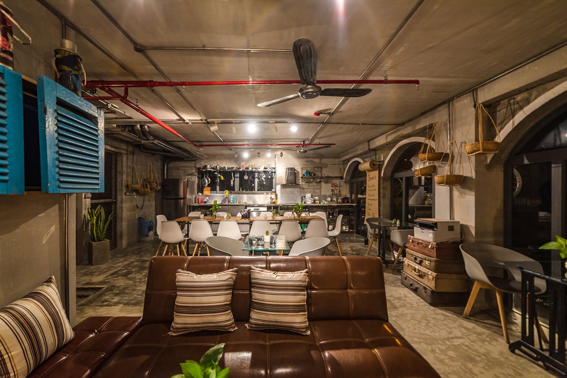 BRIDGES BOUTIQUE HOTEL