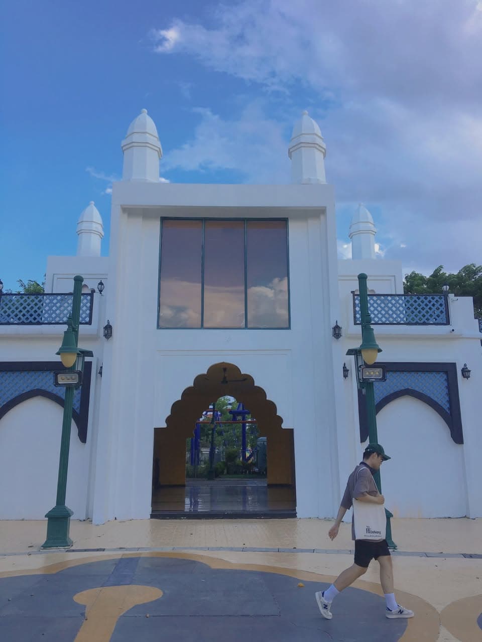 Chiều nay làm vòng công viên châu Á thôi ạ, trời nắng đẹp quá. (5 of 7)