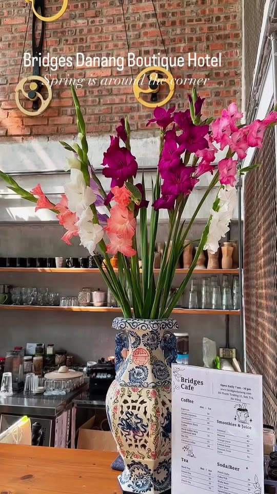 Spring is around the corner at Bridges Danang.🥰