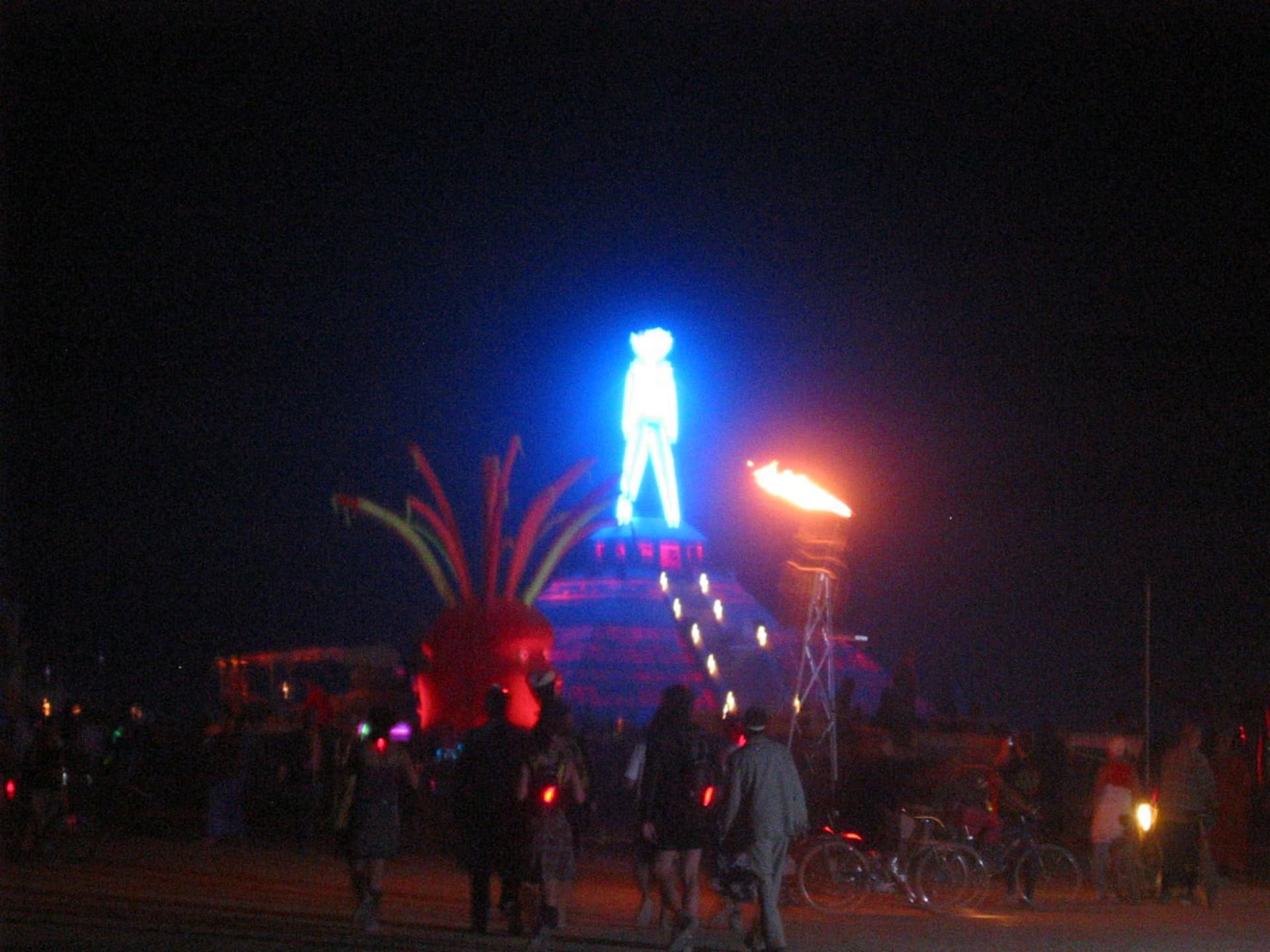 The Man over the burn-night crowd · 3/3