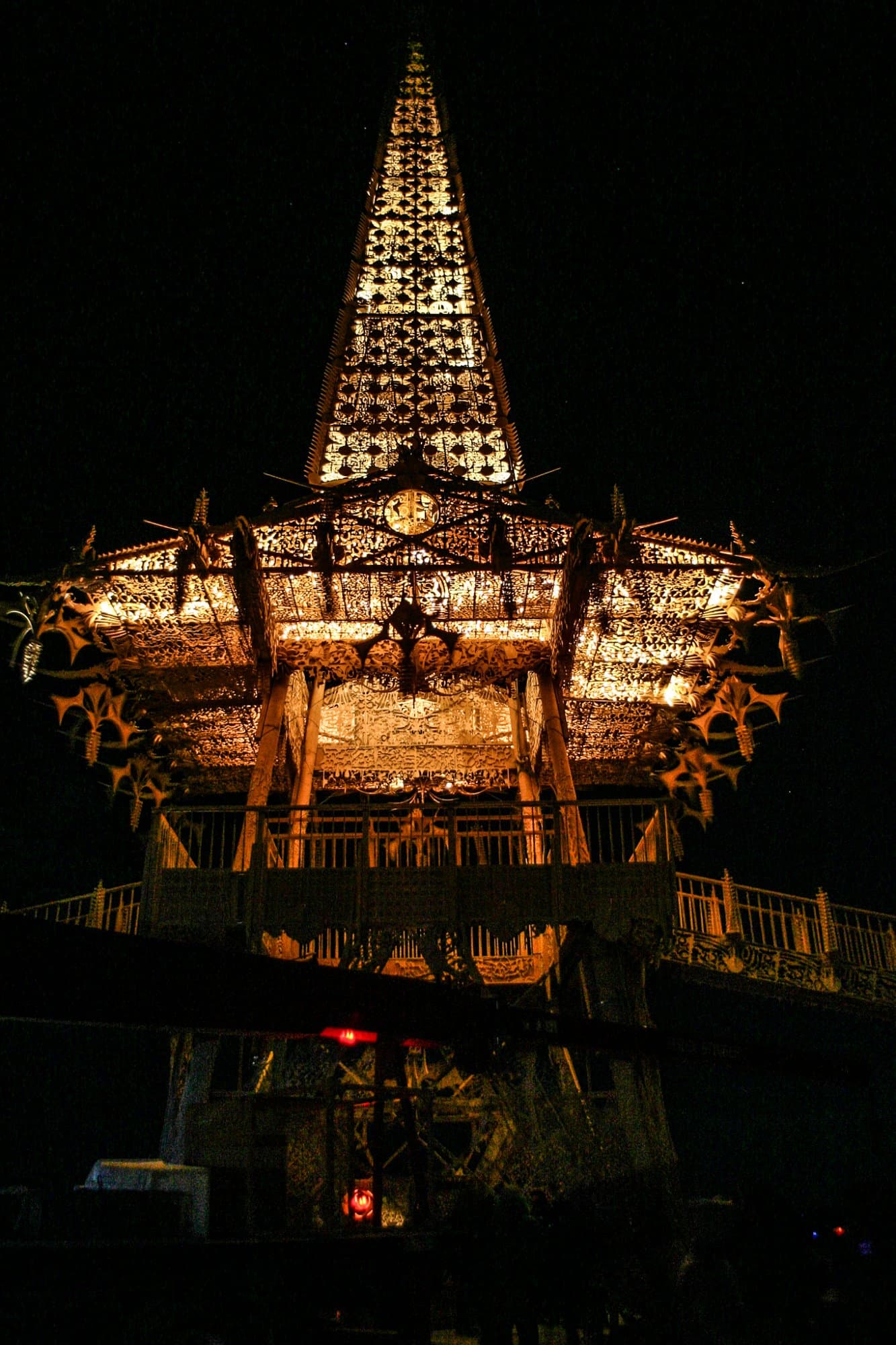Temple of Stars, moonlit spire · 3/3