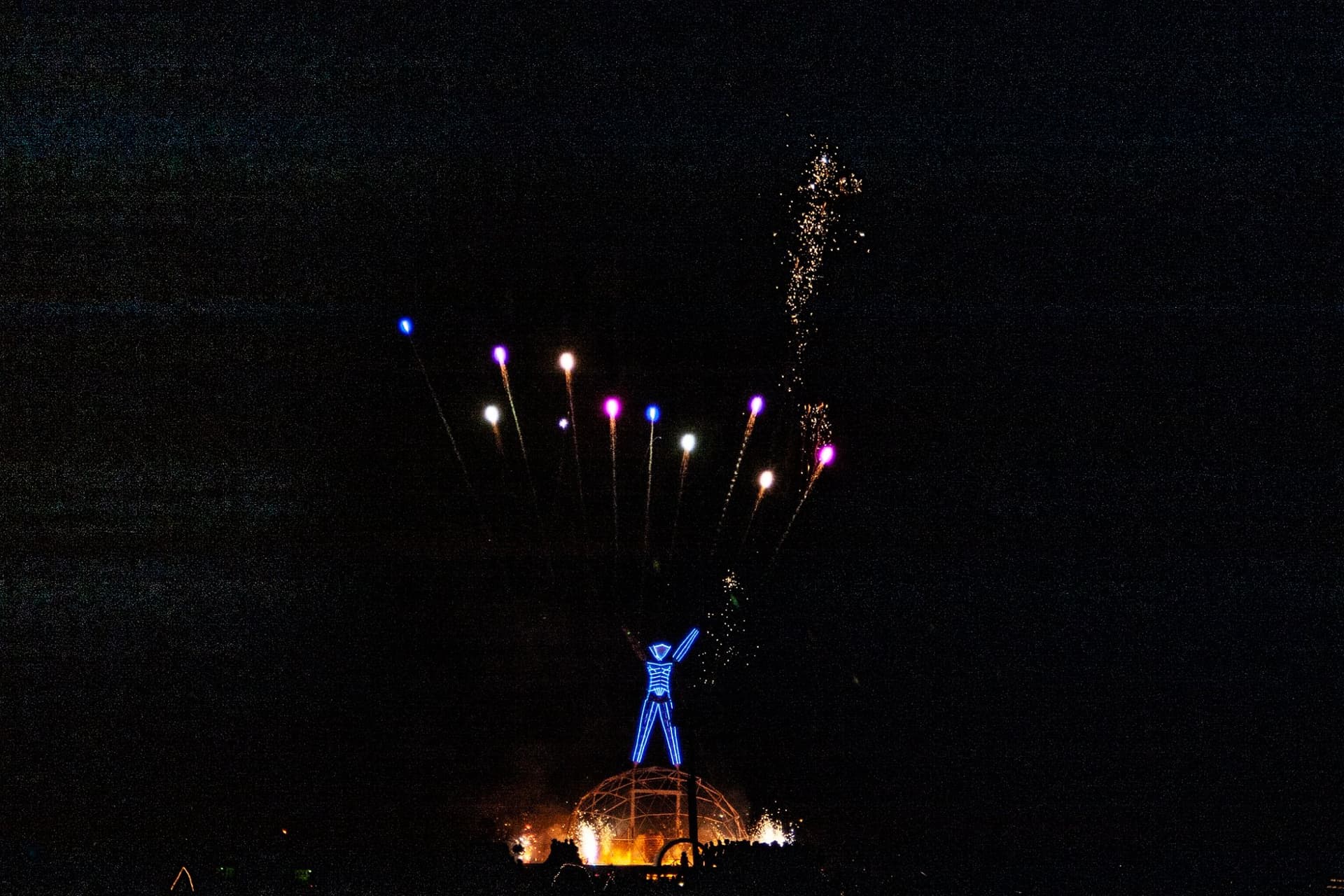 The Man burns with fireworks, 2004 · 9/12