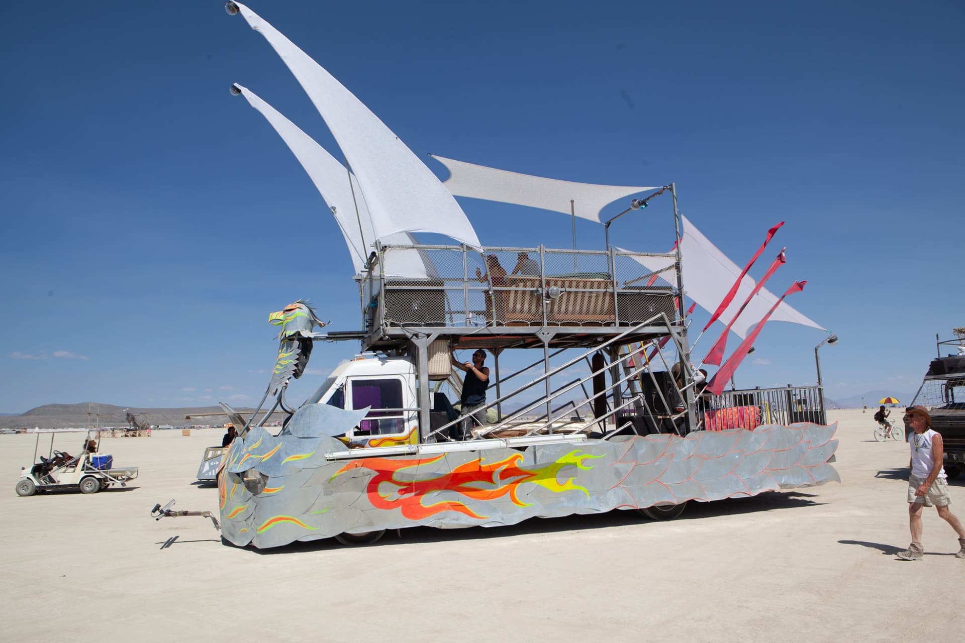 The daytime art walk, 2014 · 25/40