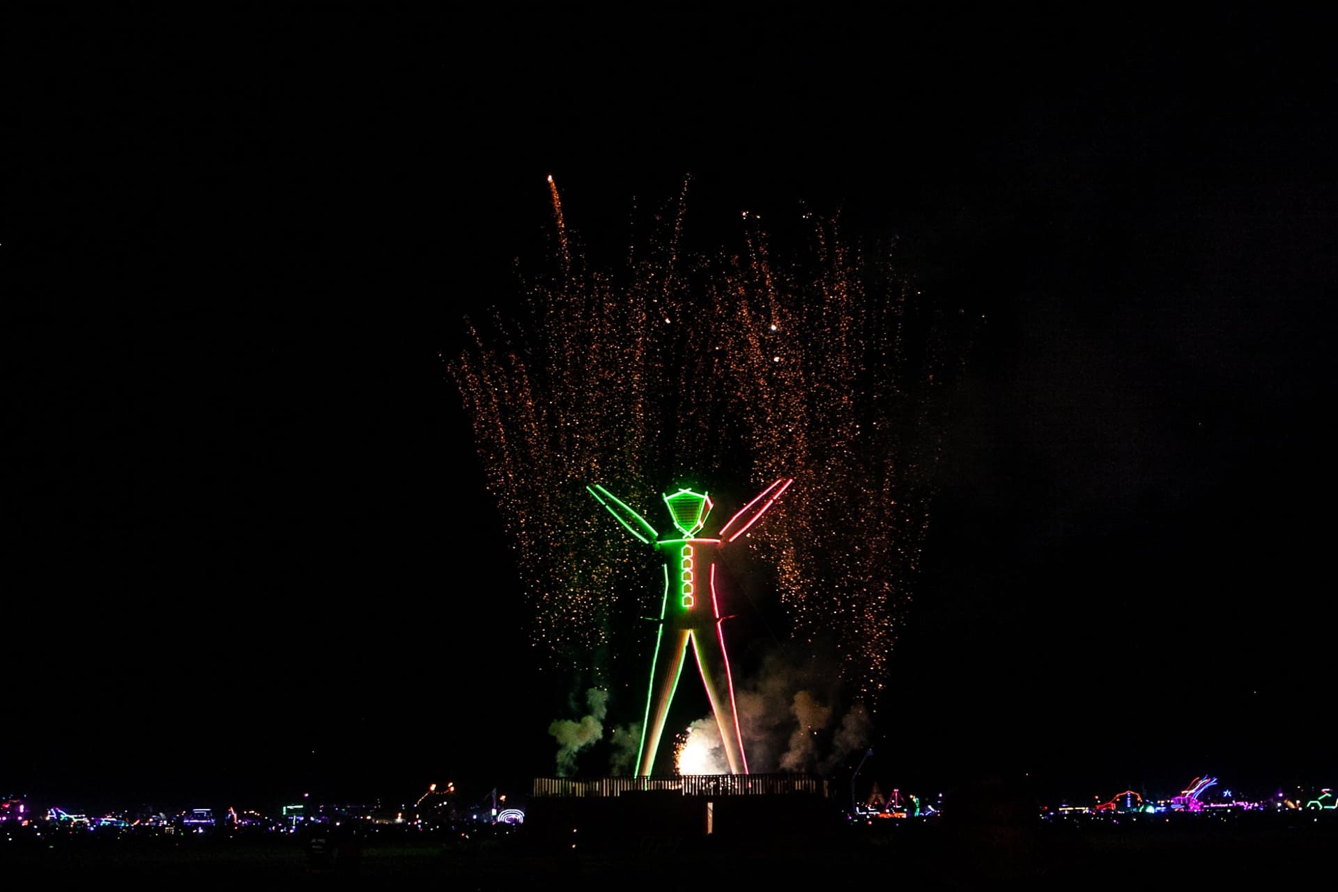 Fireworks over the Man, 2015 · 2/19