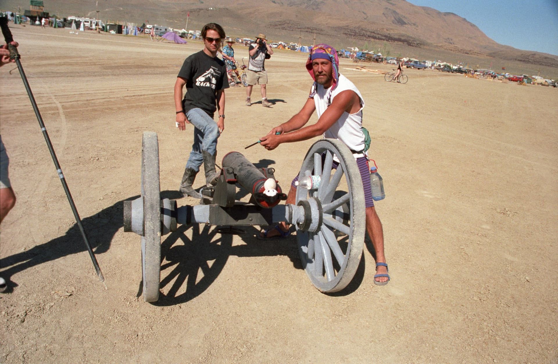 The playa cannon, lining up the shot · 6/9