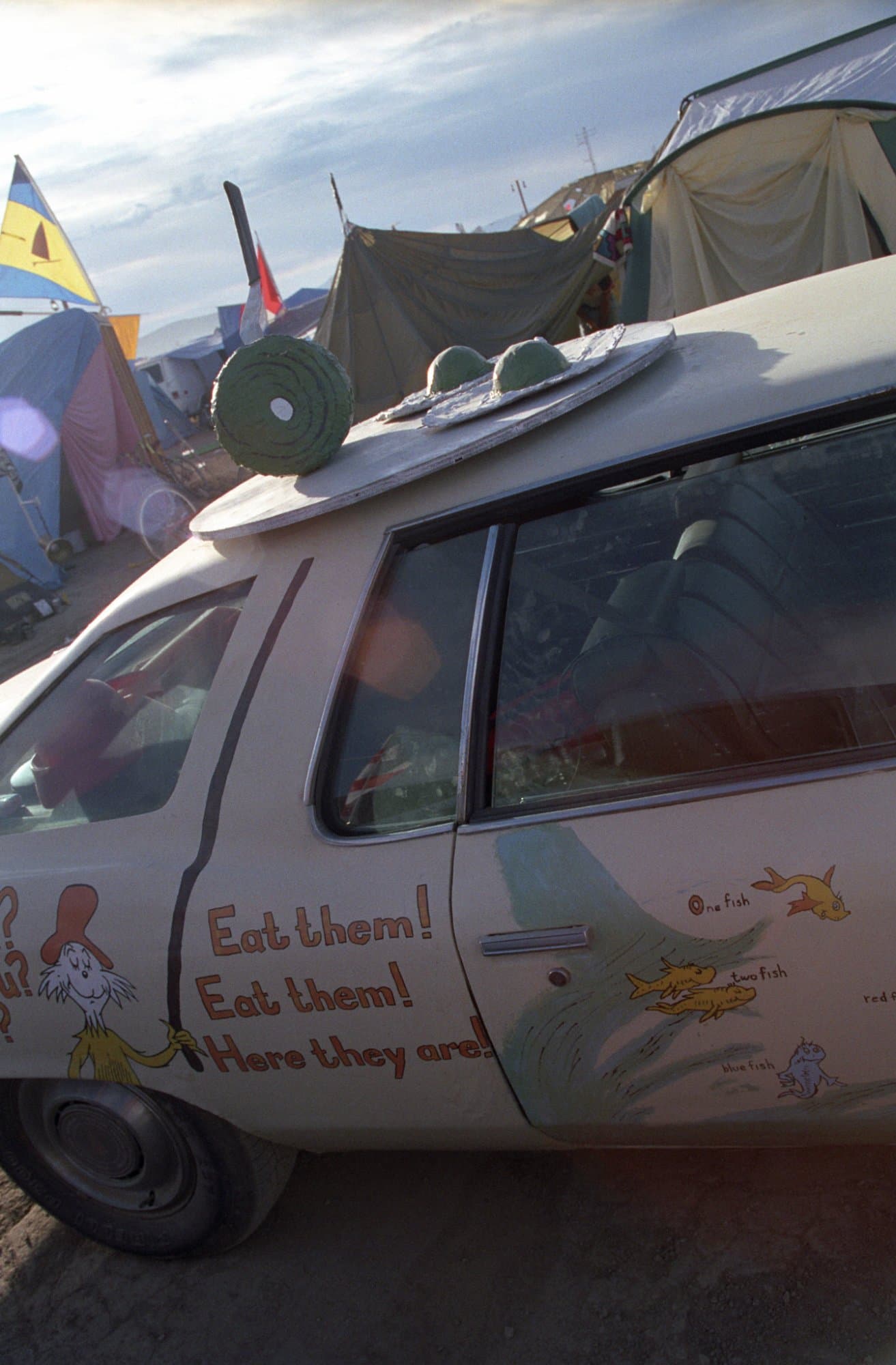 'Hitched up old Max' car · 3/3