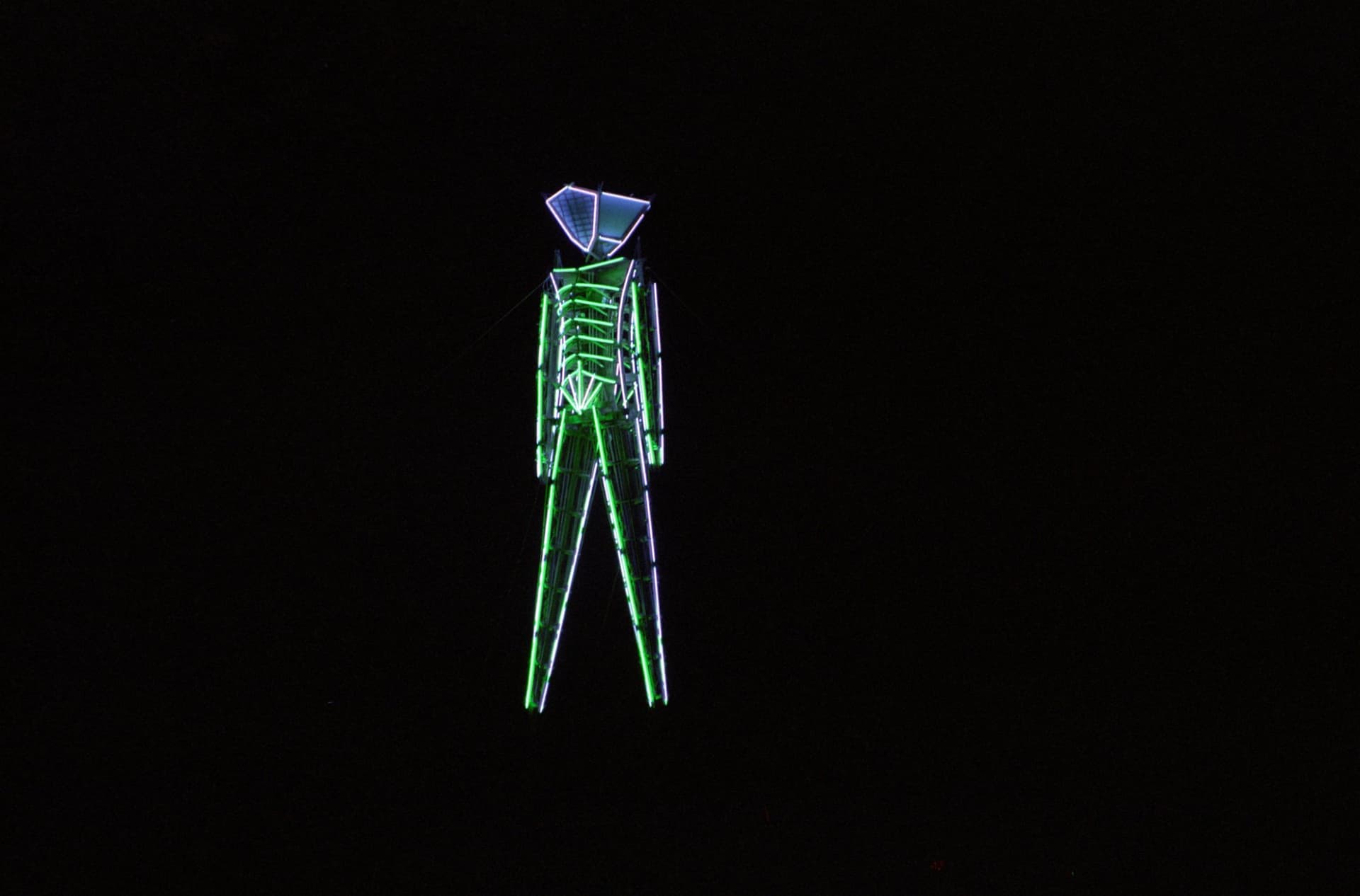 The neon Man in the dark · 1/17