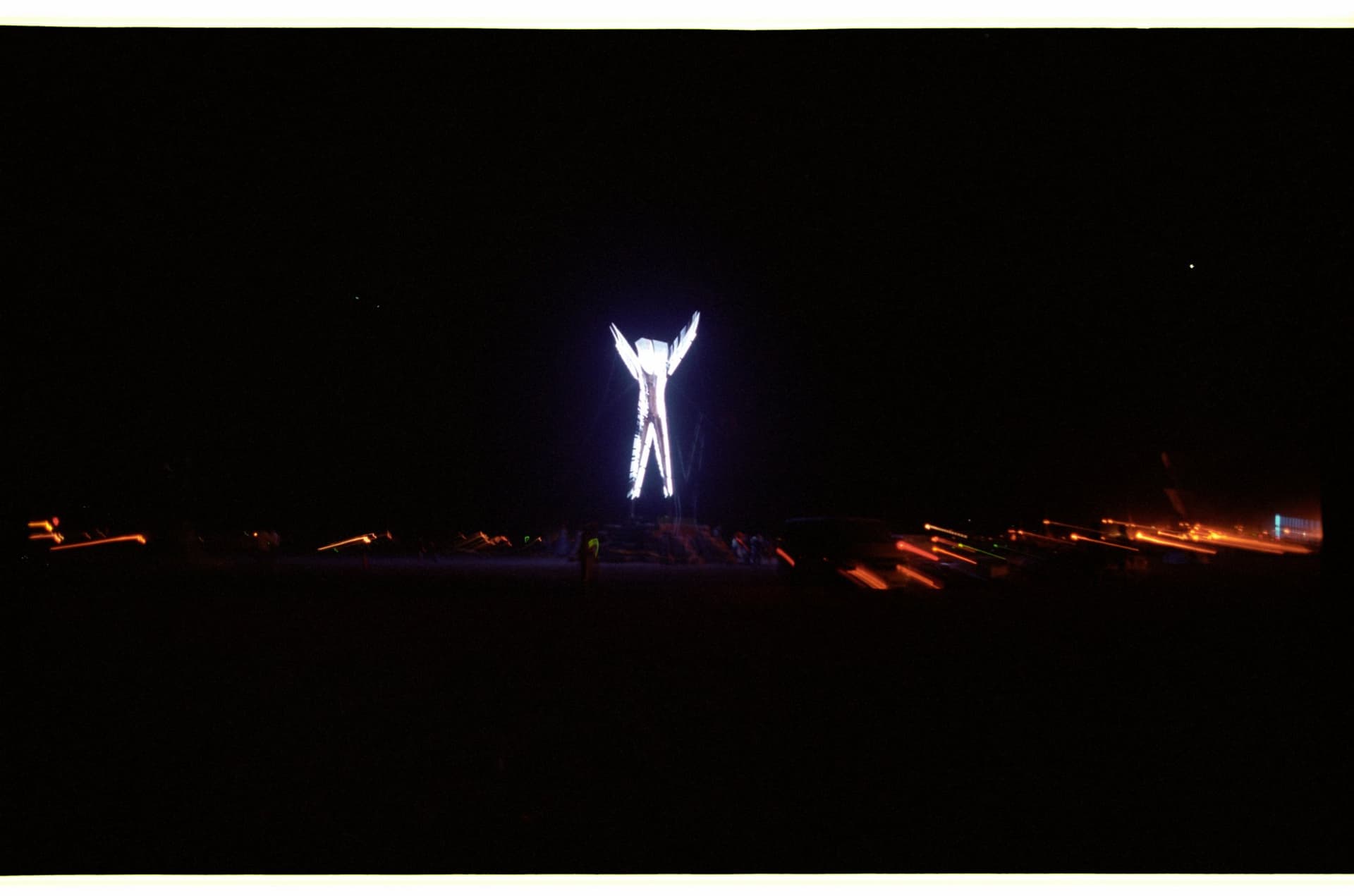The neon Man in the dark · 17/17
