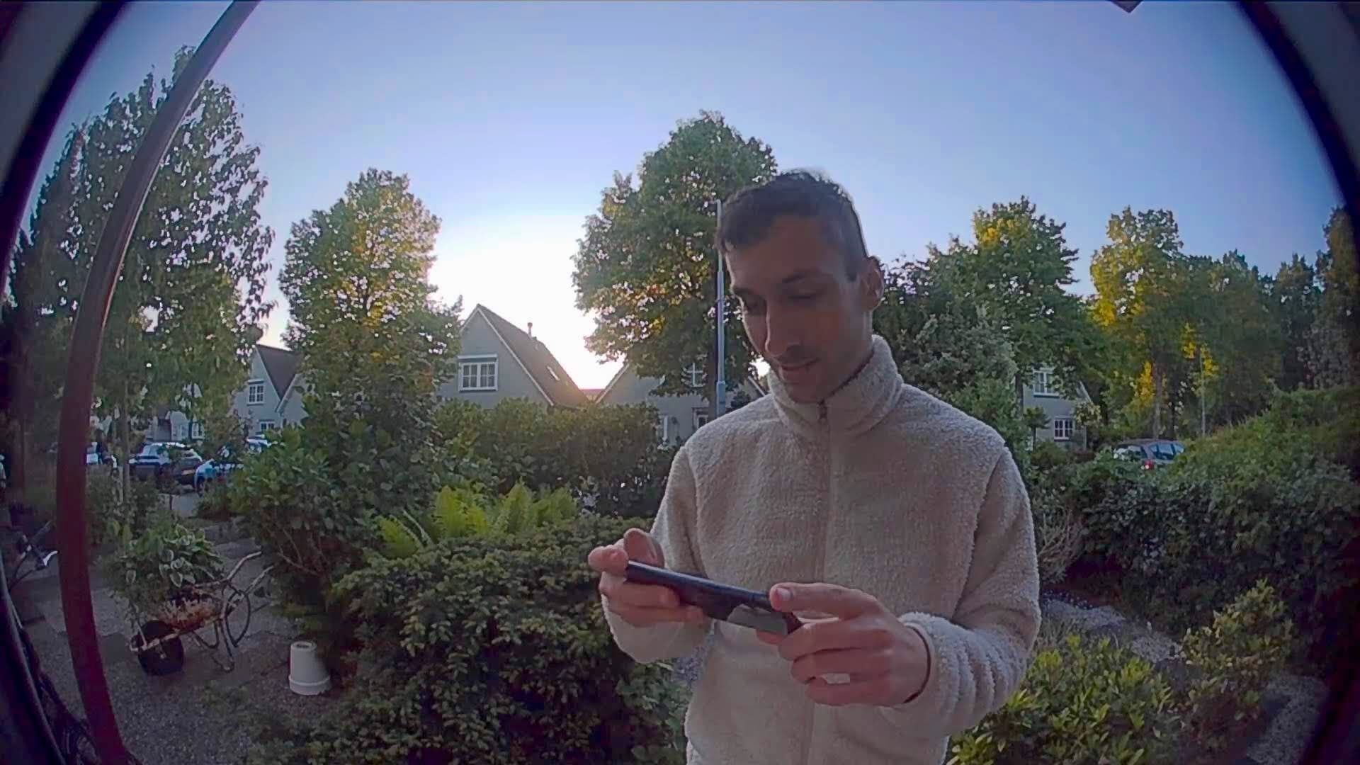 The doorbell camera (2018)