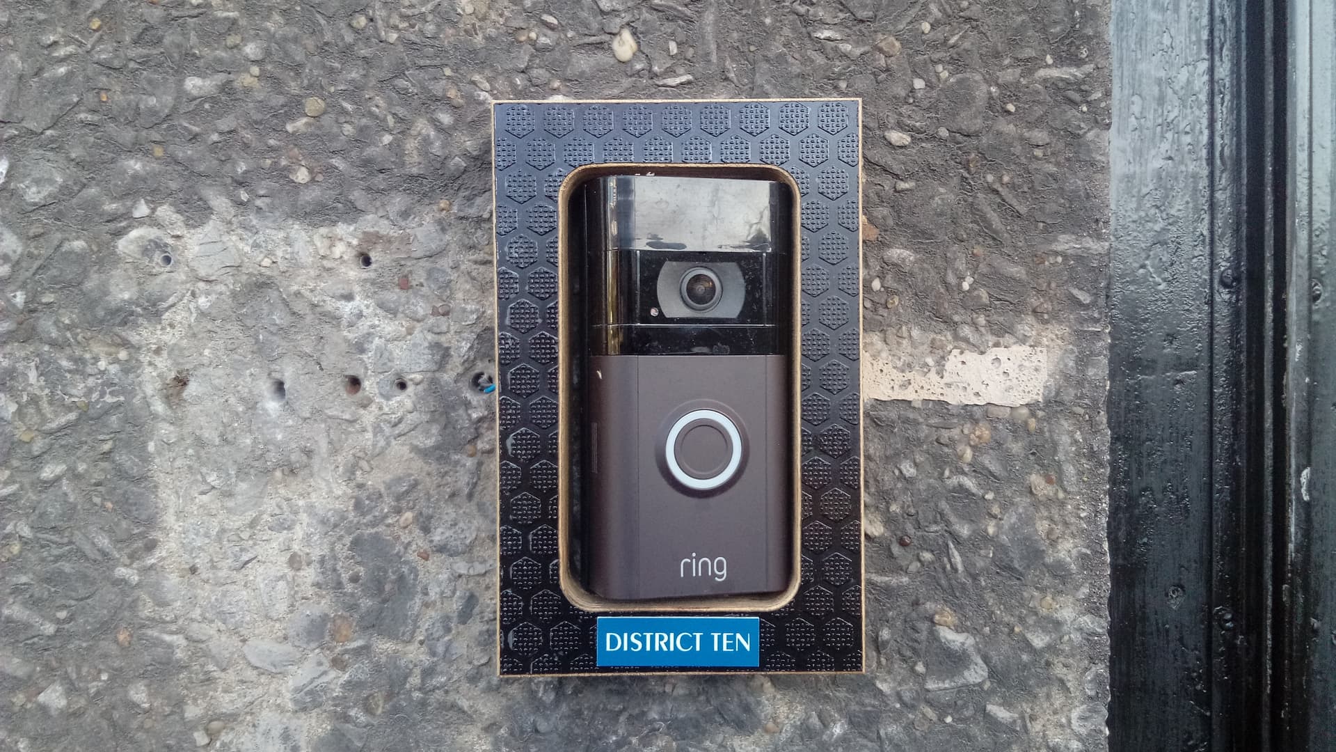The doorbell camera (2018)