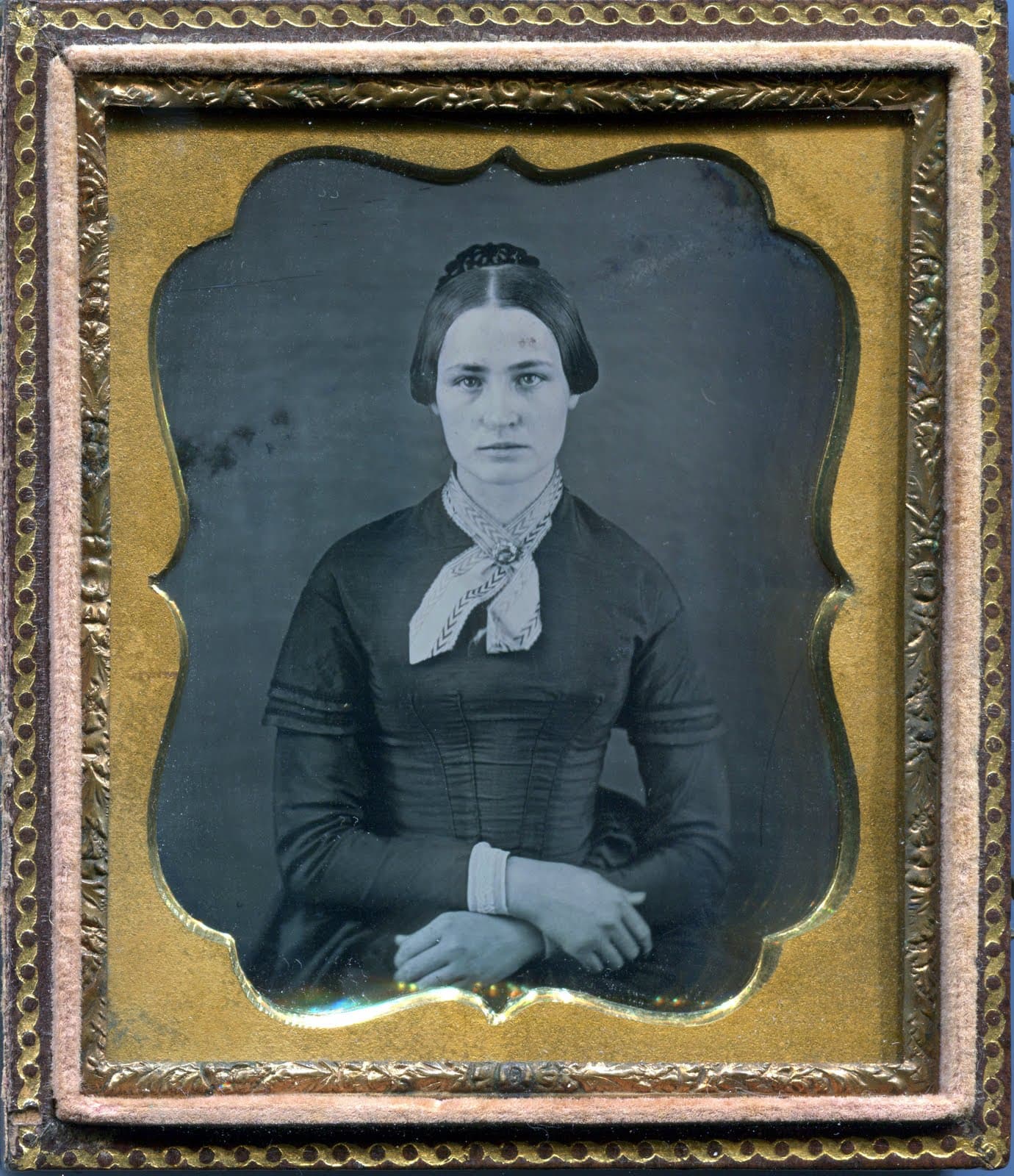 Early daguerreotype portrait (1845)