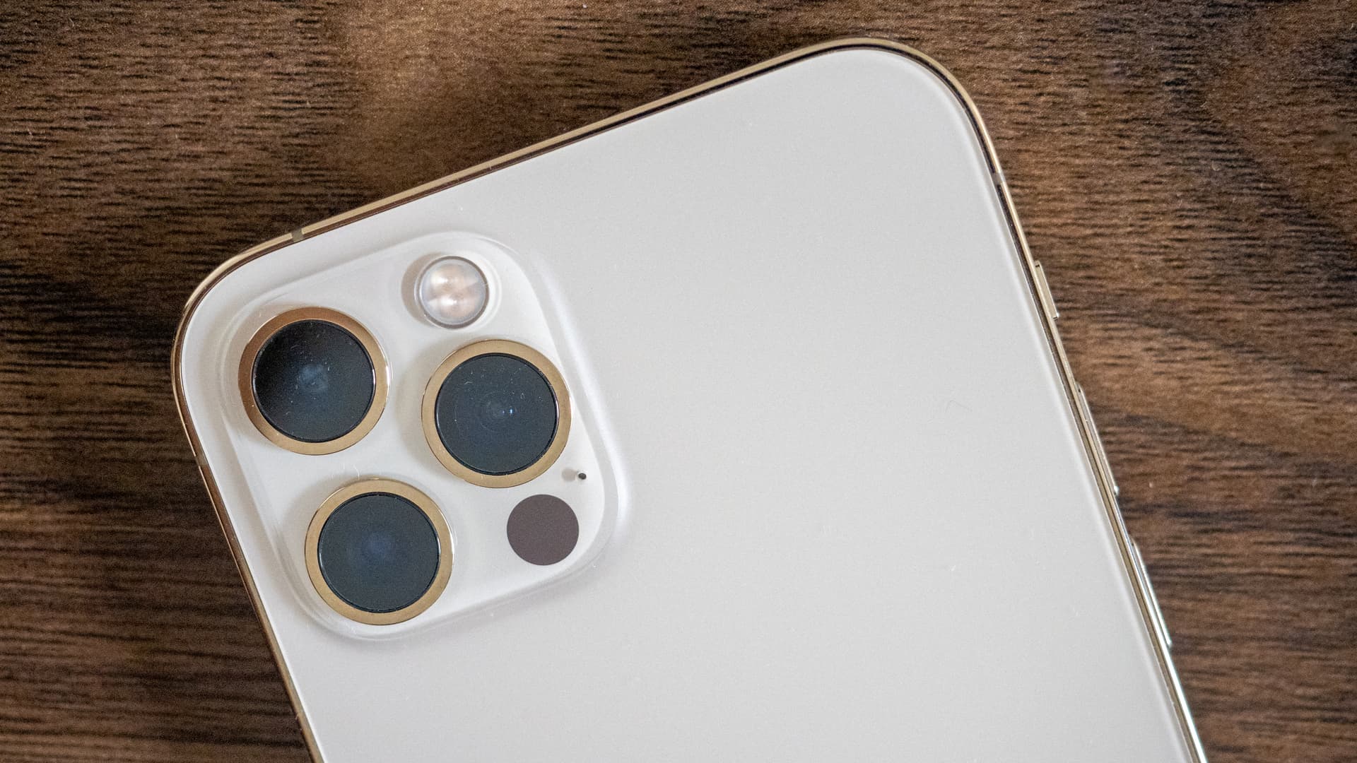 The iPhone camera (2012)